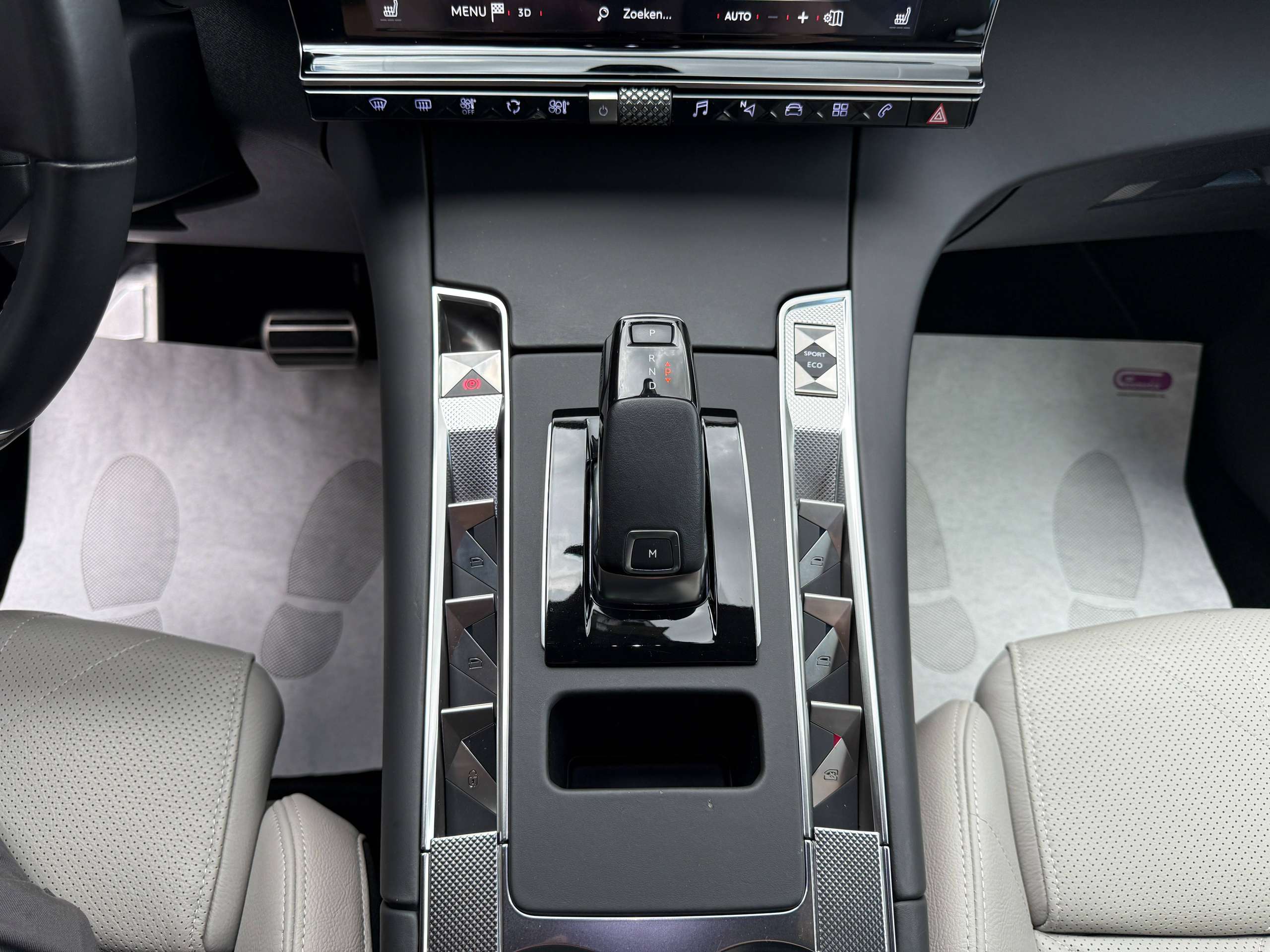 0f1328d2-de1a-47c2-ae30-a788d371a50925-ds-automobiles-ds-7-crossback-1-2i-130pk-automaat-navigatie-leder-carplay-massage-zetels-full-led.jpg