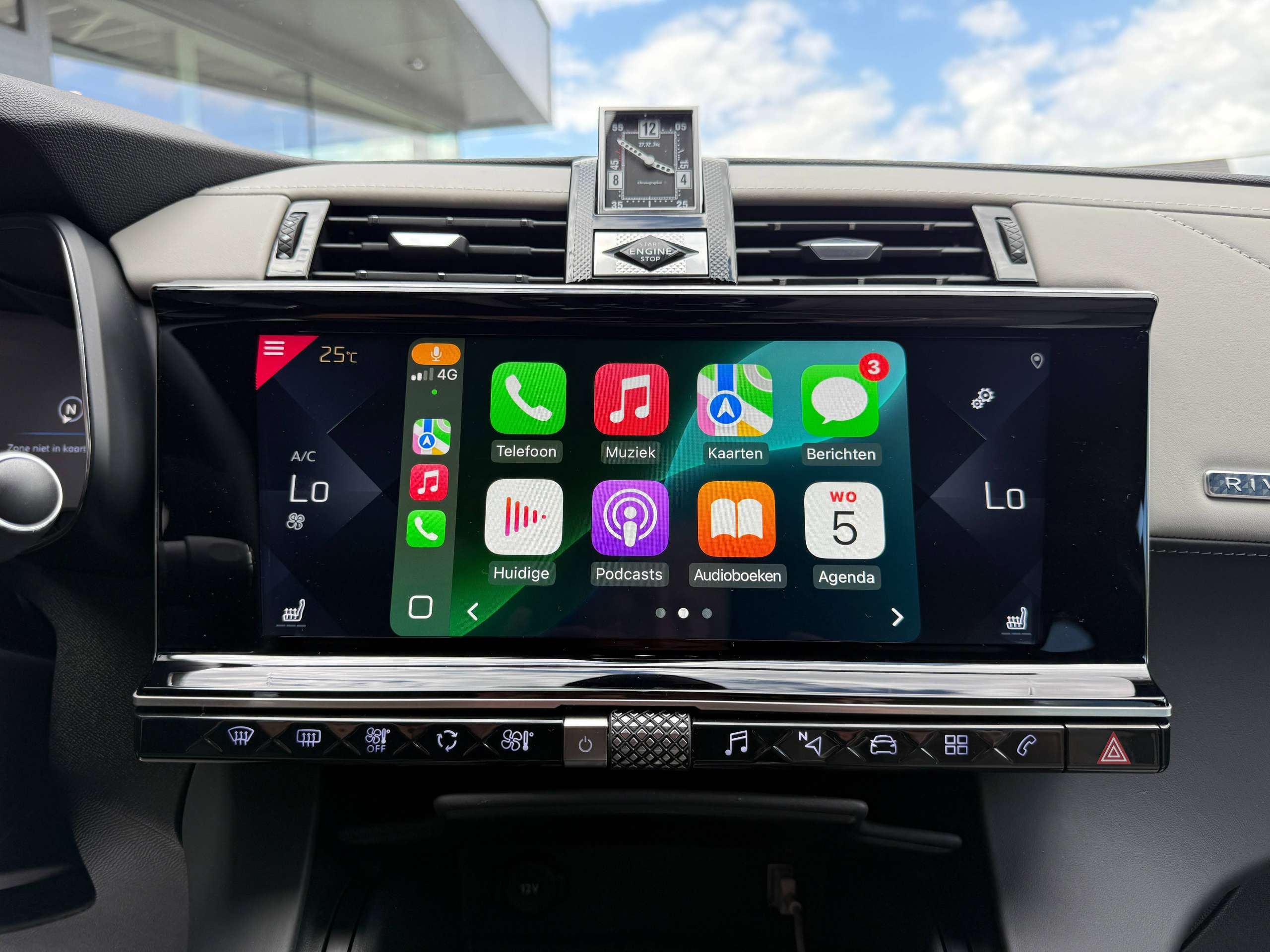 0f1328d2-de1a-47c2-ae30-a788d371a50931-ds-automobiles-ds-7-crossback-1-2i-130pk-automaat-navigatie-leder-carplay-massage-zetels-full-led.jpg