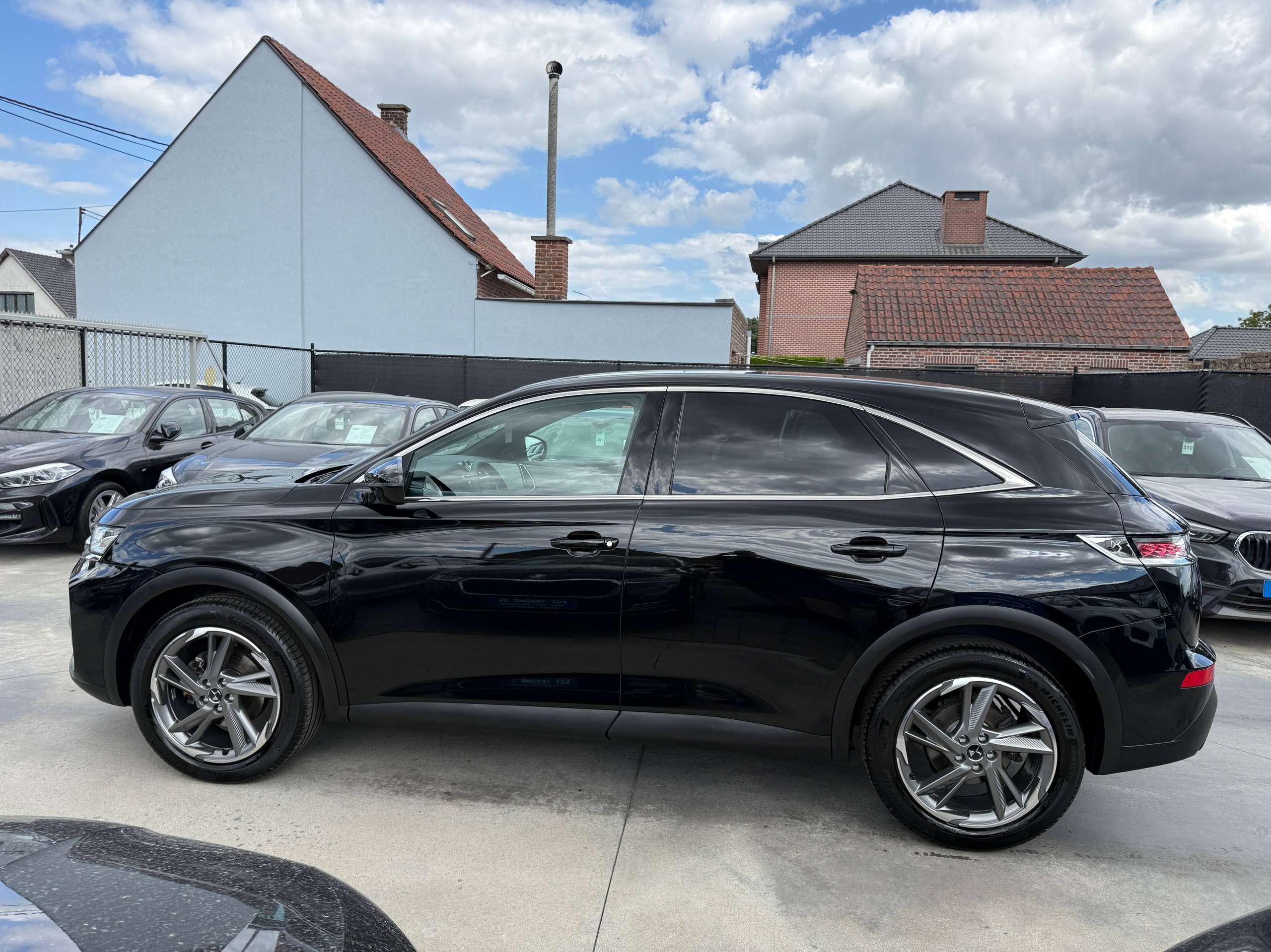 0f1328d2-de1a-47c2-ae30-a788d371a5098-ds-automobiles-ds-7-crossback-1-2i-130pk-automaat-navigatie-leder-carplay-massage-zetels-full-led.jpg