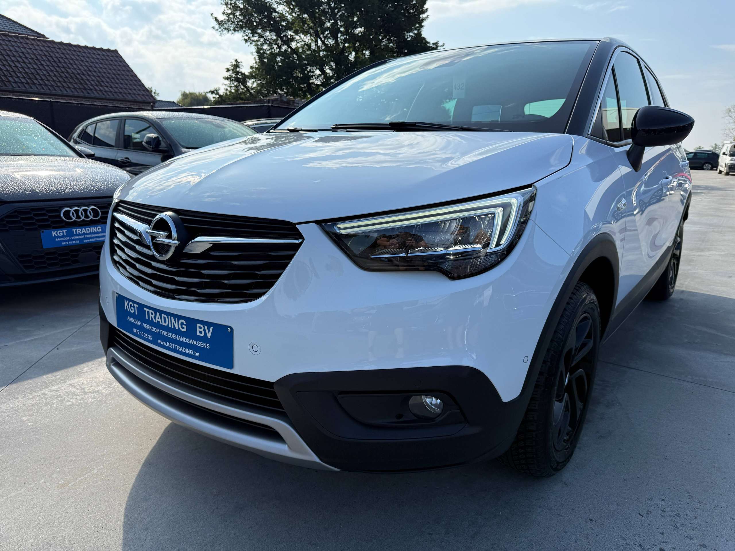 13348820-2315-4d31-ab44-ad2ddf5d143610-opel-crossland-x-1-2i-110pk-navigatie-leder-head-up-camera-carplay-led-alu-carpass.jpg
