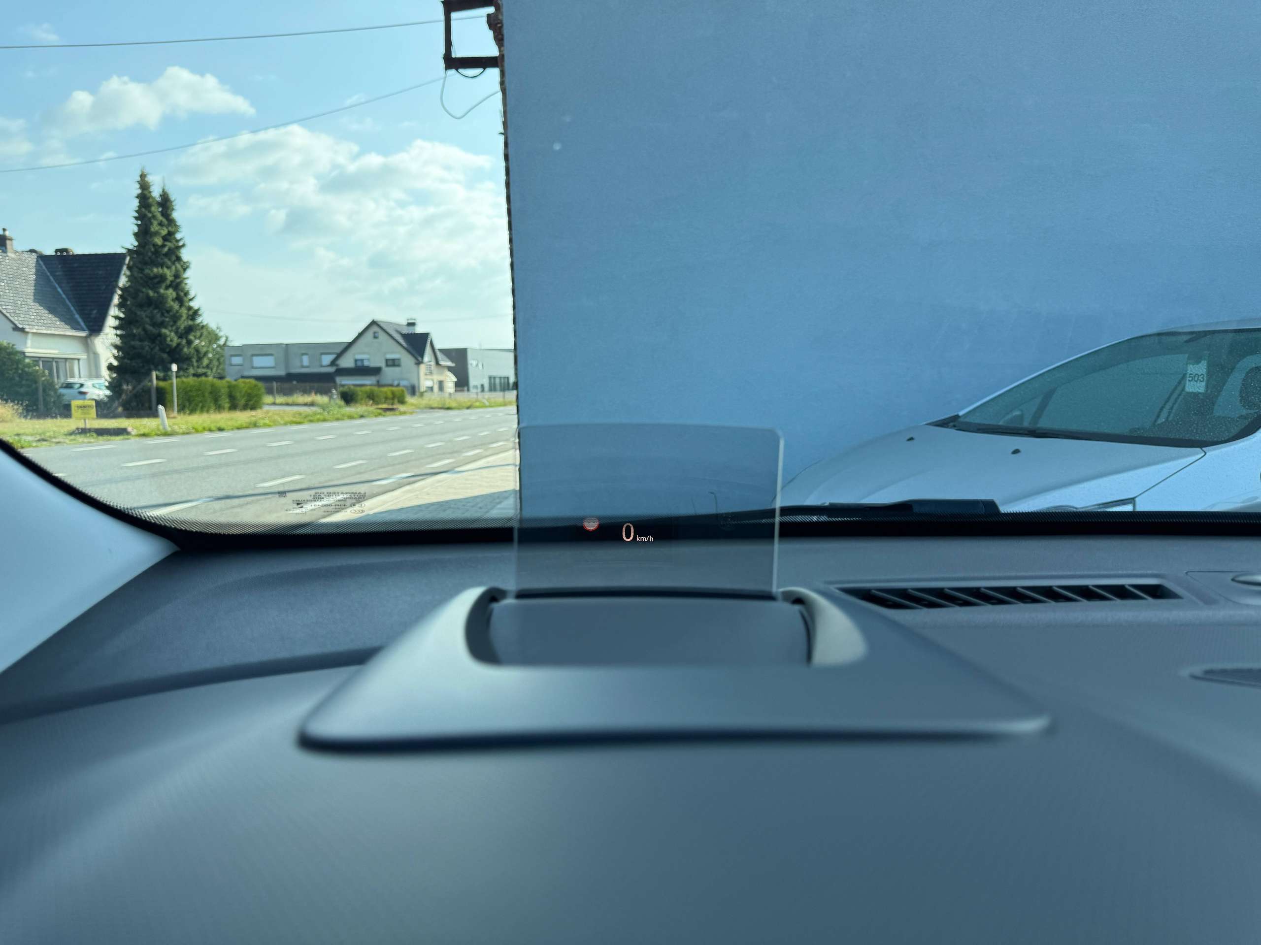13348820-2315-4d31-ab44-ad2ddf5d143618-opel-crossland-x-1-2i-110pk-navigatie-leder-head-up-camera-carplay-led-alu-carpass.jpg