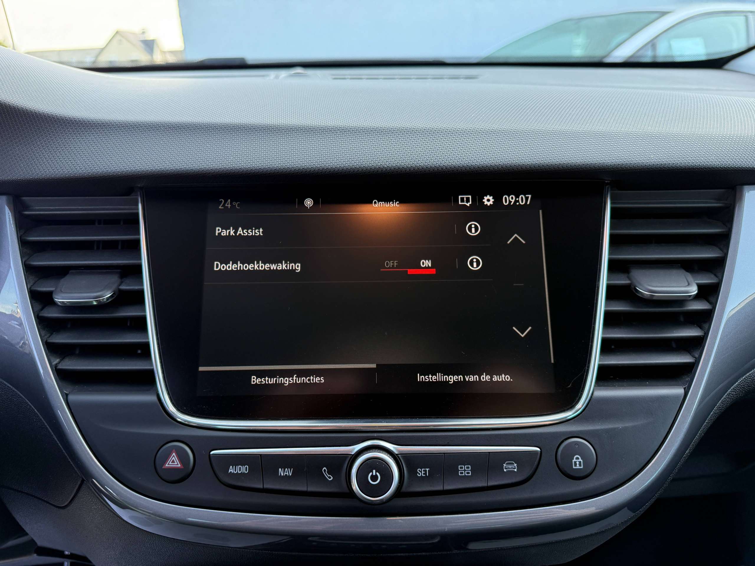 13348820-2315-4d31-ab44-ad2ddf5d143625-opel-crossland-x-1-2i-110pk-navigatie-leder-head-up-camera-carplay-led-alu-carpass.jpg