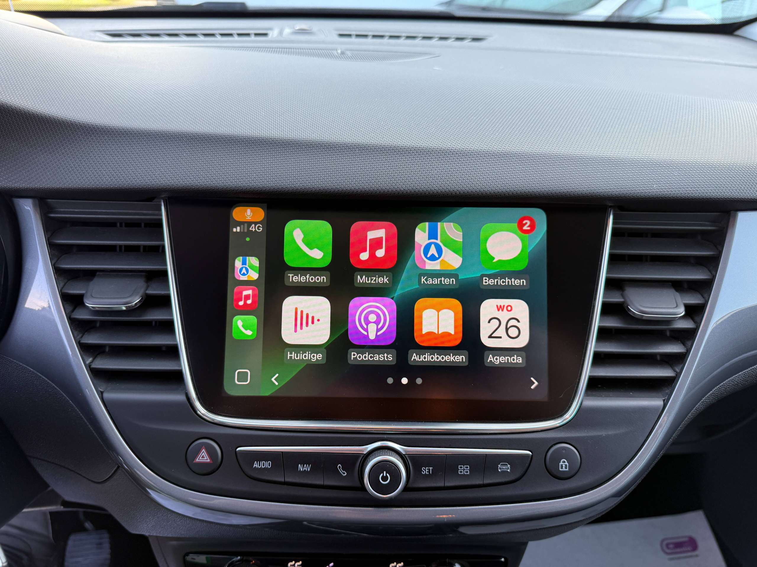 13348820-2315-4d31-ab44-ad2ddf5d143628-opel-crossland-x-1-2i-110pk-navigatie-leder-head-up-camera-carplay-led-alu-carpass.jpg