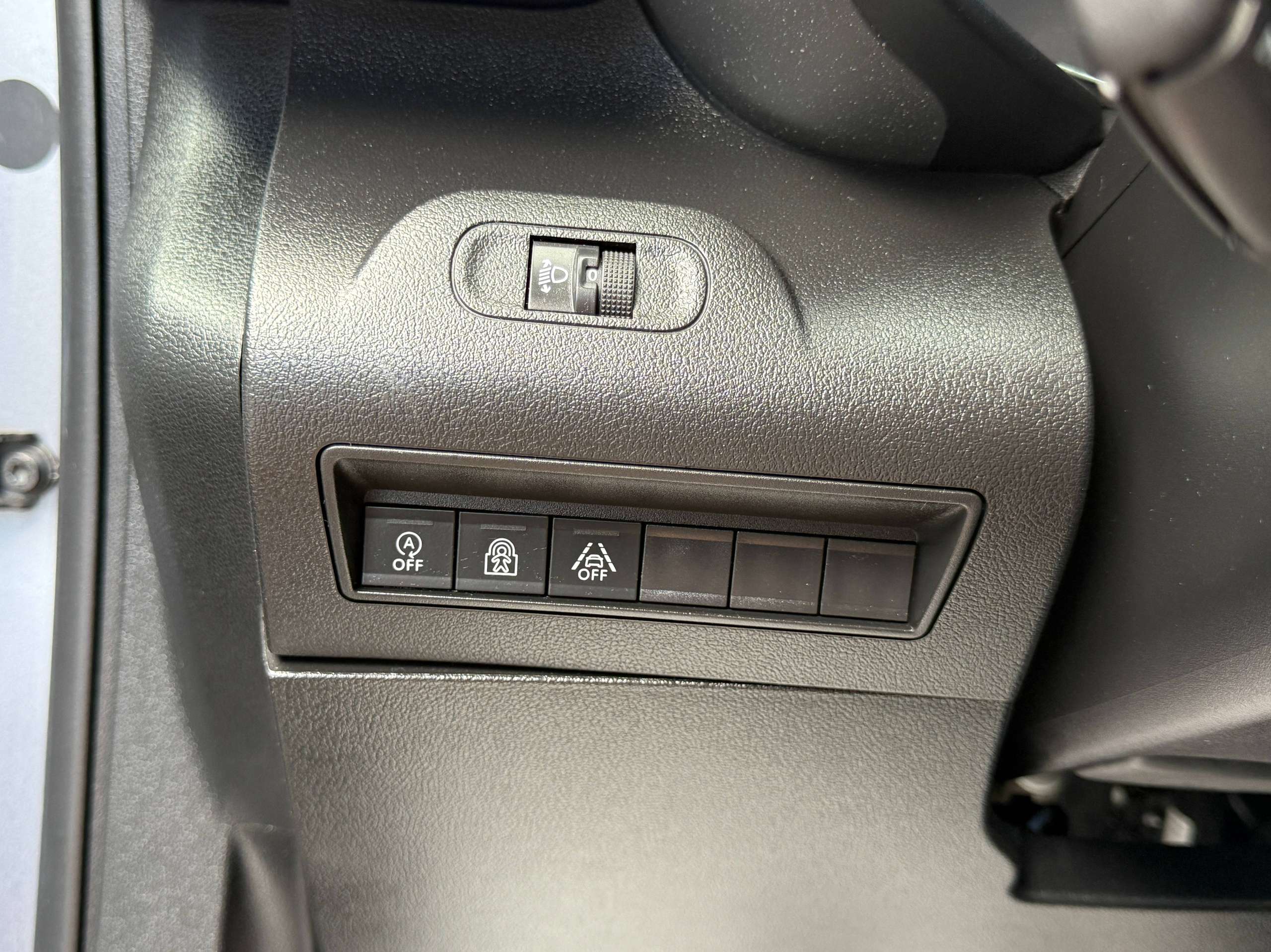 1a409cce-d3d4-4478-9eff-2204b630624617-citroen-berlingo-1-2i-110pk-xl-7-zetels-navigatie-camera-xtr-carplay-led-bluetooth.jpg