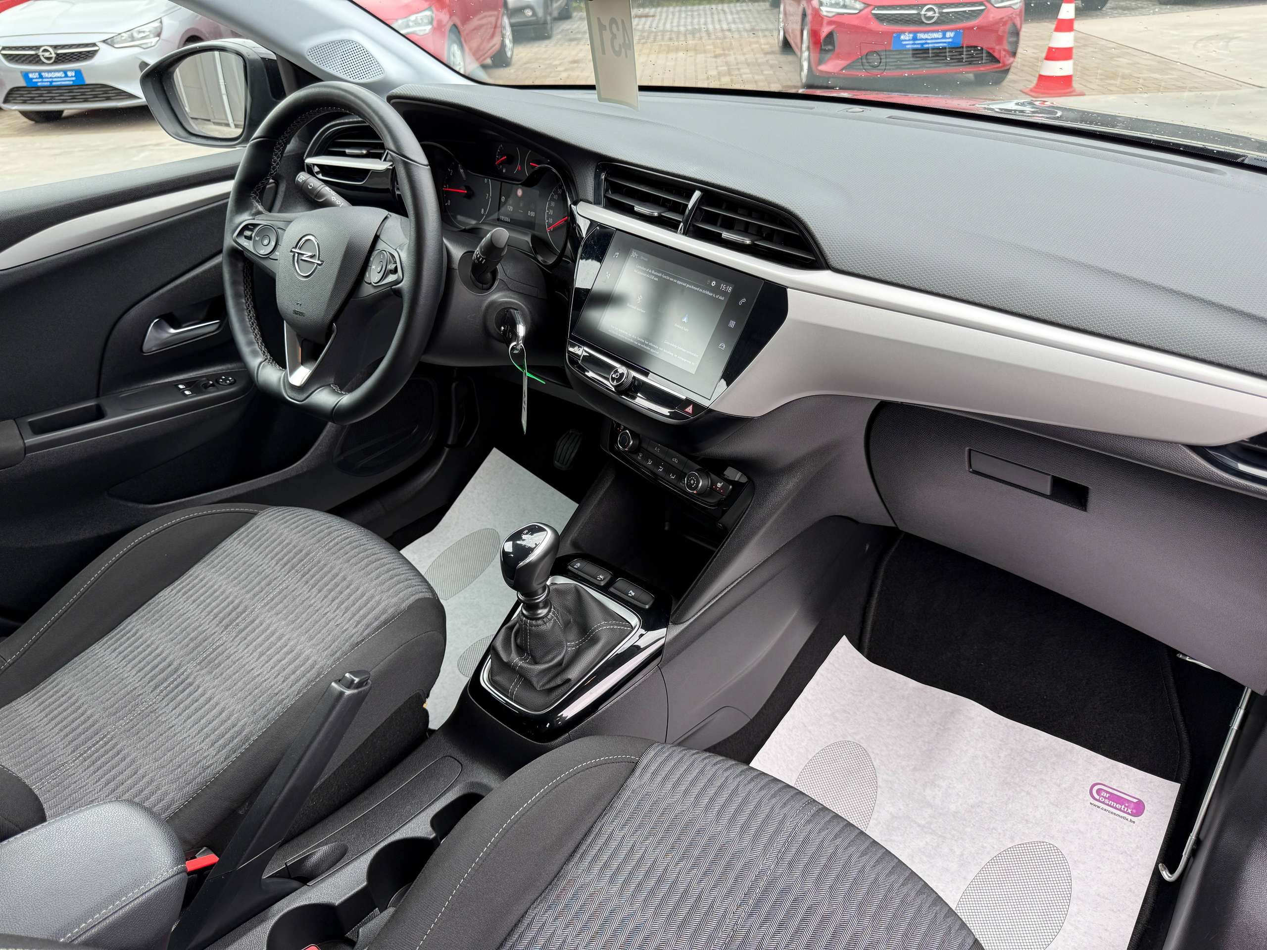 1a580933-11ff-4054-bc70-37eecd2fdd8227-opel-corsa-1-2i-100pk-carplay-zetelverwarming-bluetooth-pdc-alu-led.jpg