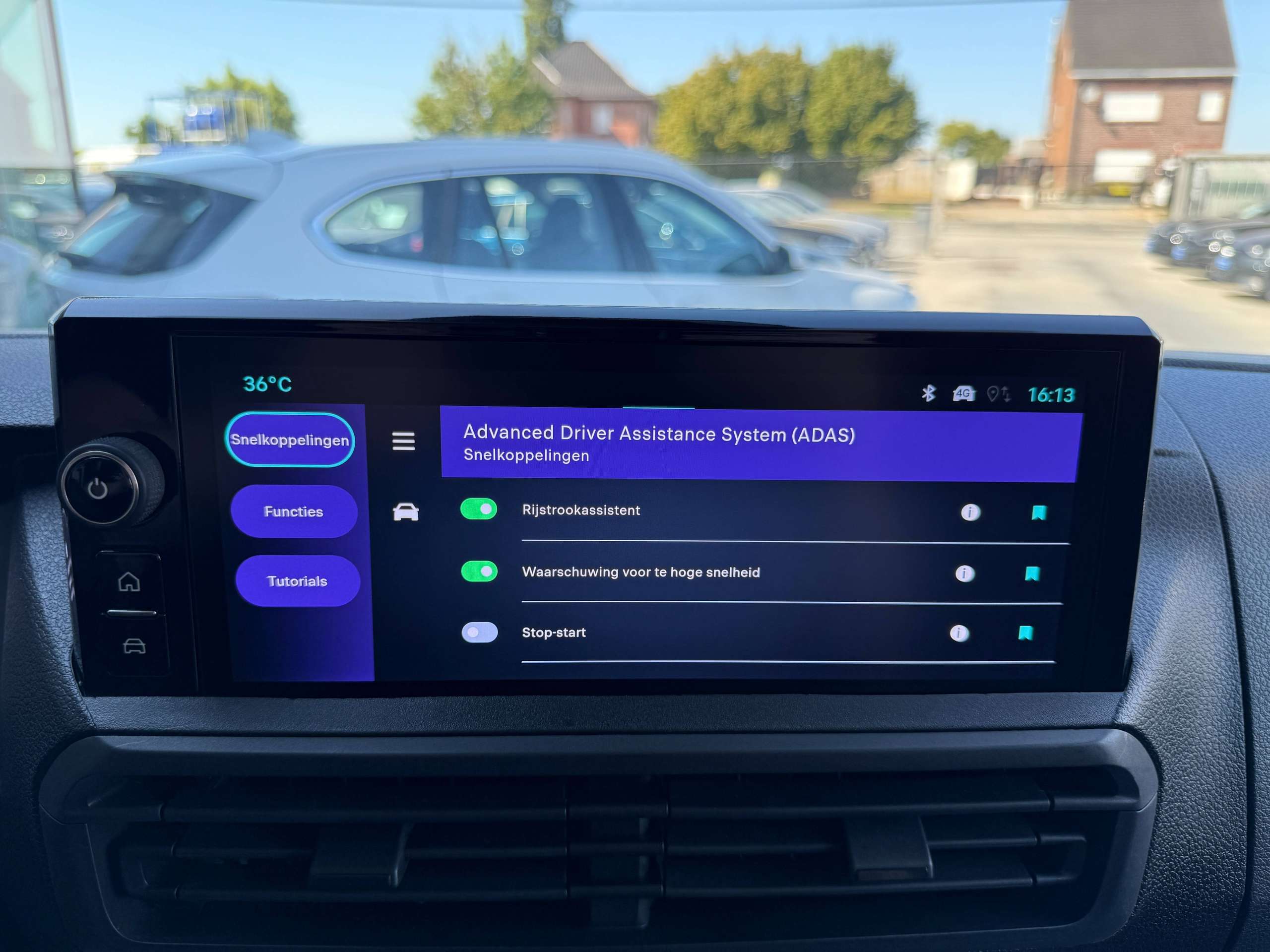 1abfaa28-8bba-4ed1-bfdb-232f8e0cc99a22-fiat-scudo-2-0-bluehdi-l3-automaat-navigatie-3-zit-carplay-pdc-bluetooth.jpg