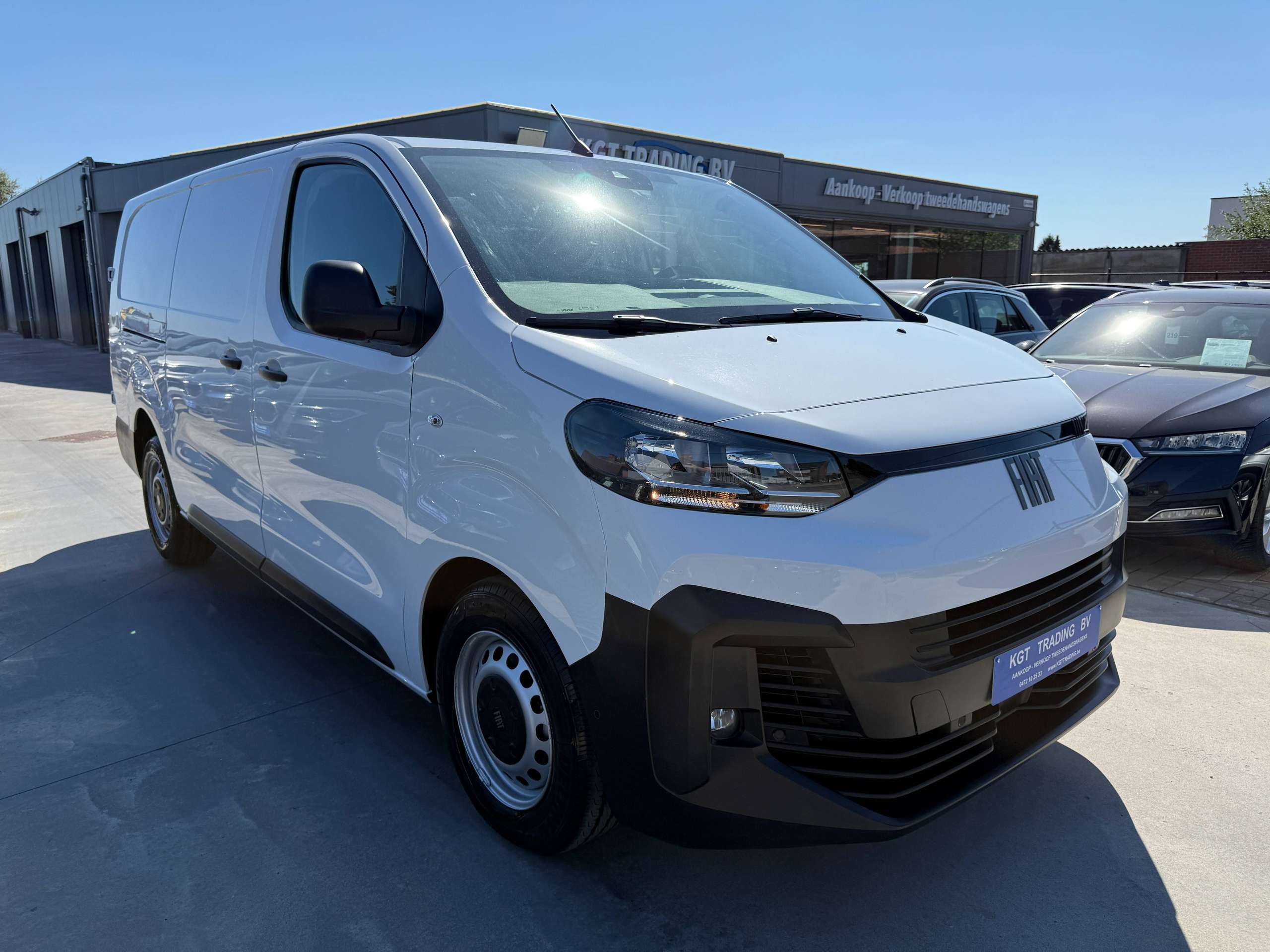 1abfaa28-8bba-4ed1-bfdb-232f8e0cc99a3-fiat-scudo-2-0-bluehdi-l3-automaat-navigatie-3-zit-carplay-pdc-bluetooth.jpg