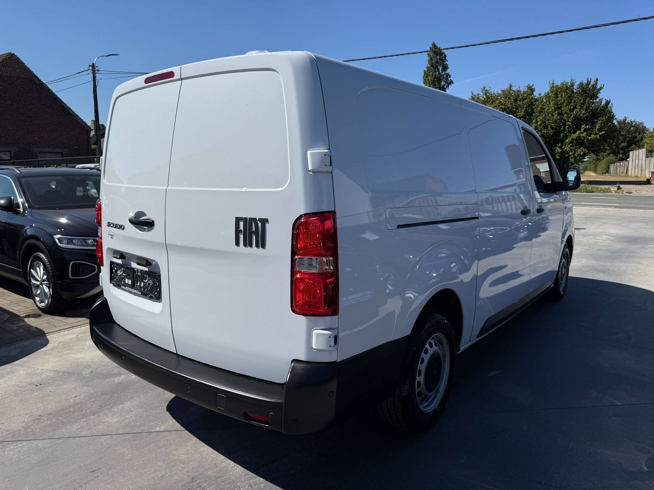 1abfaa28-8bba-4ed1-bfdb-232f8e0cc99a5-fiat-scudo-2-0-bluehdi-l3-automaat-navigatie-3-zit-carplay-pdc-bluetooth.jpg