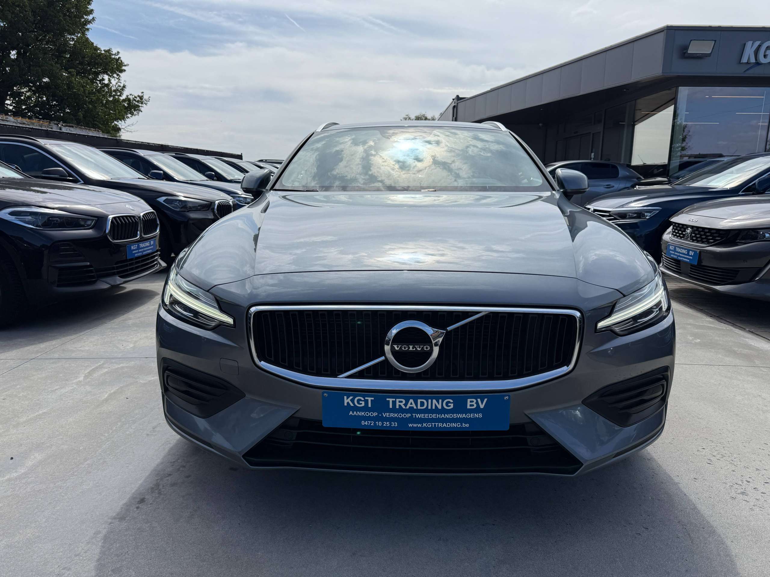 519e1055-1c6d-4a97-8d48-5d77d37a2a592-volvo-v60-2-0-d3-150pk-navigatie-leder-full-led-carplay-camera-bluetooth-pdc.jpg