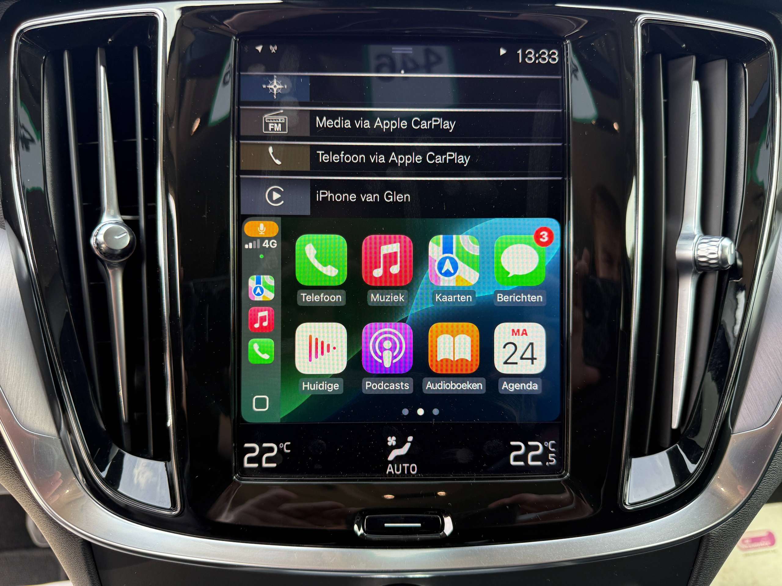 519e1055-1c6d-4a97-8d48-5d77d37a2a5925-volvo-v60-2-0-d3-150pk-navigatie-leder-full-led-carplay-camera-bluetooth-pdc.jpg