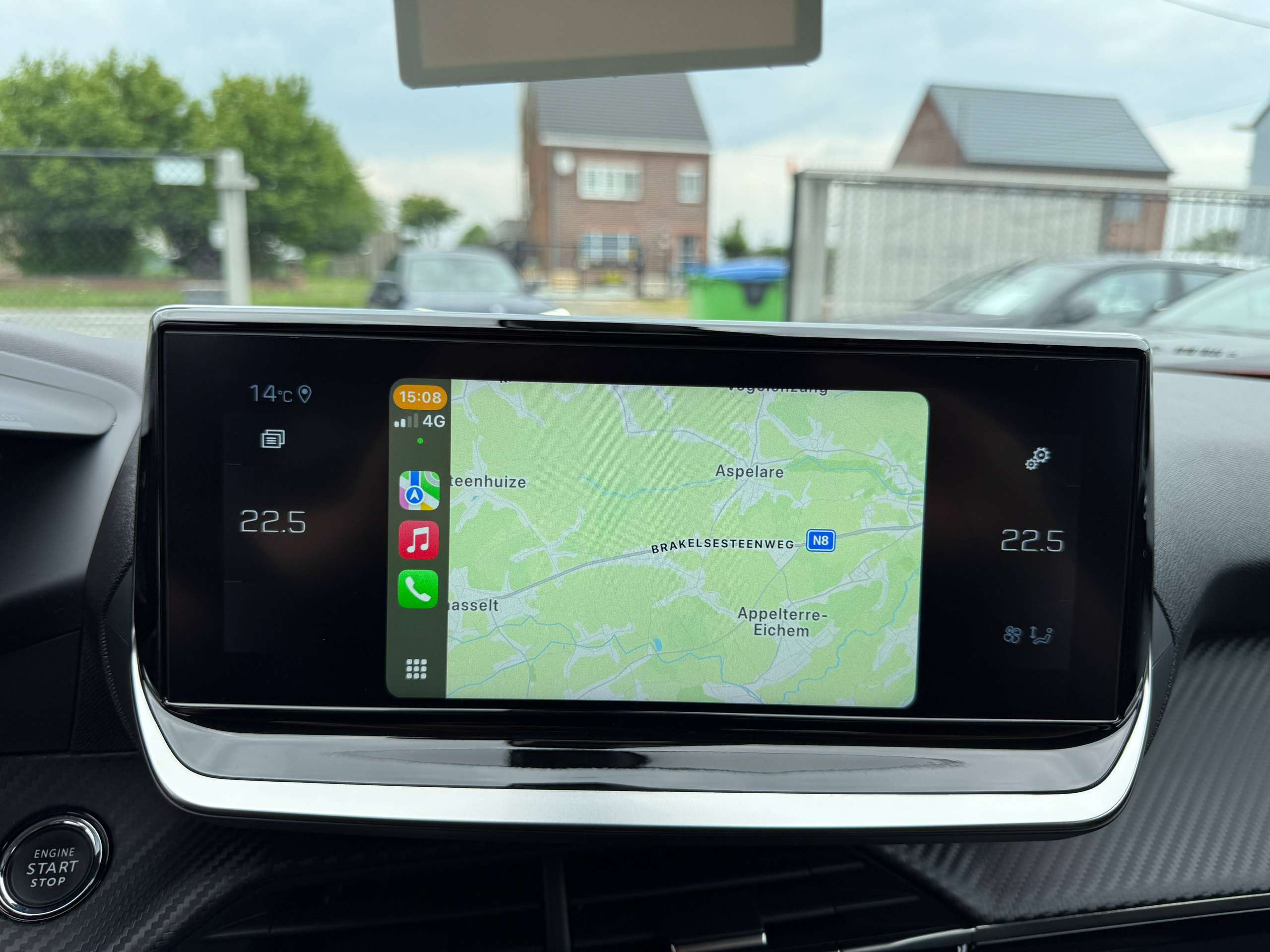 52e8ccf1-0fd1-4a06-8a8d-a48b644202ee25-peugeot-2008-1-2i-full-led-camera-leder-navigatie-virtual-carplay.jpg
