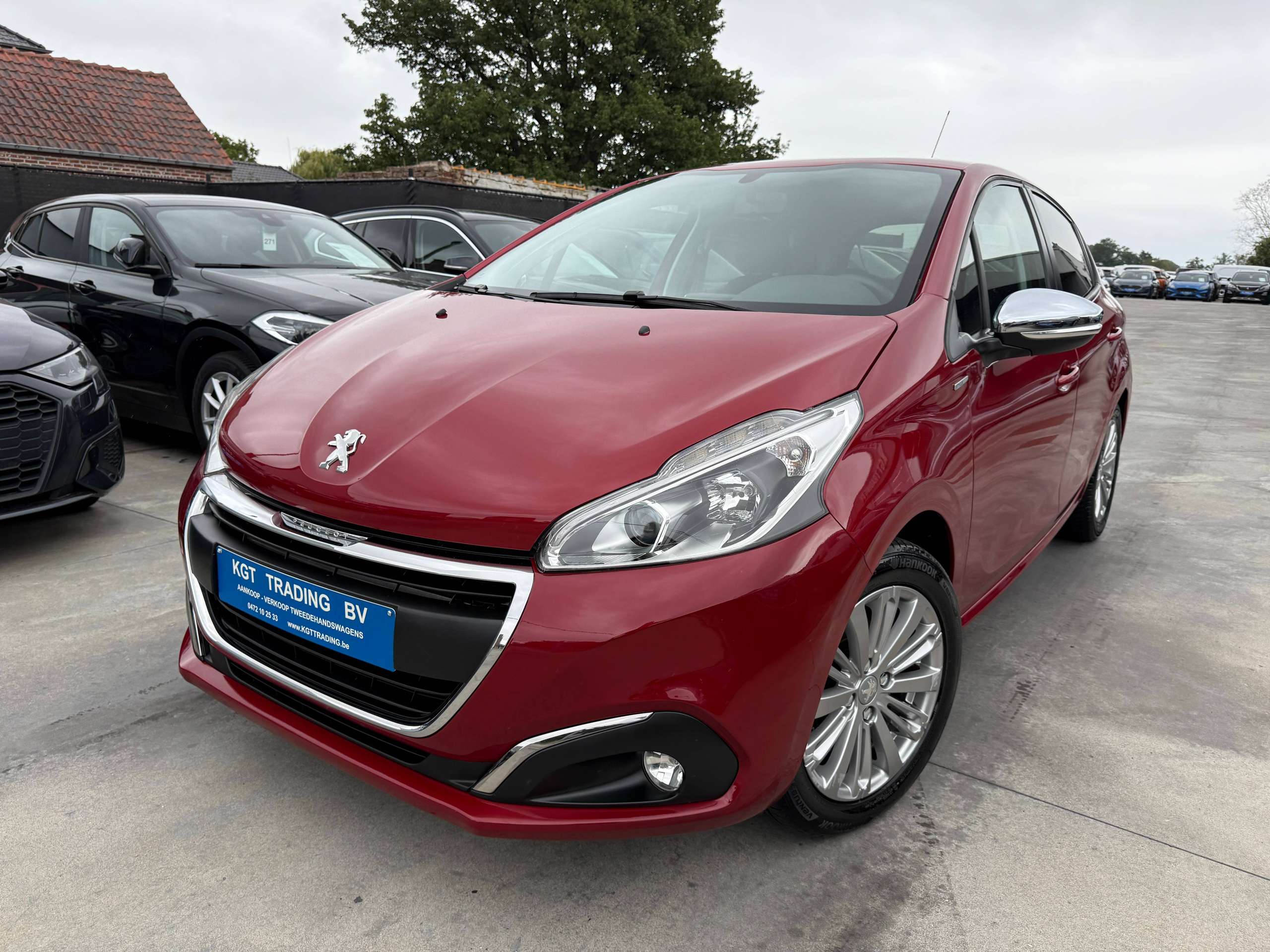 57eb5c81-d206-4366-8a10-c29a1b063f201-peugeot-208-1-2i-5-deurs-navigatie-carplay-led-parkeersensoren-airco-alu-bluetooth.jpg