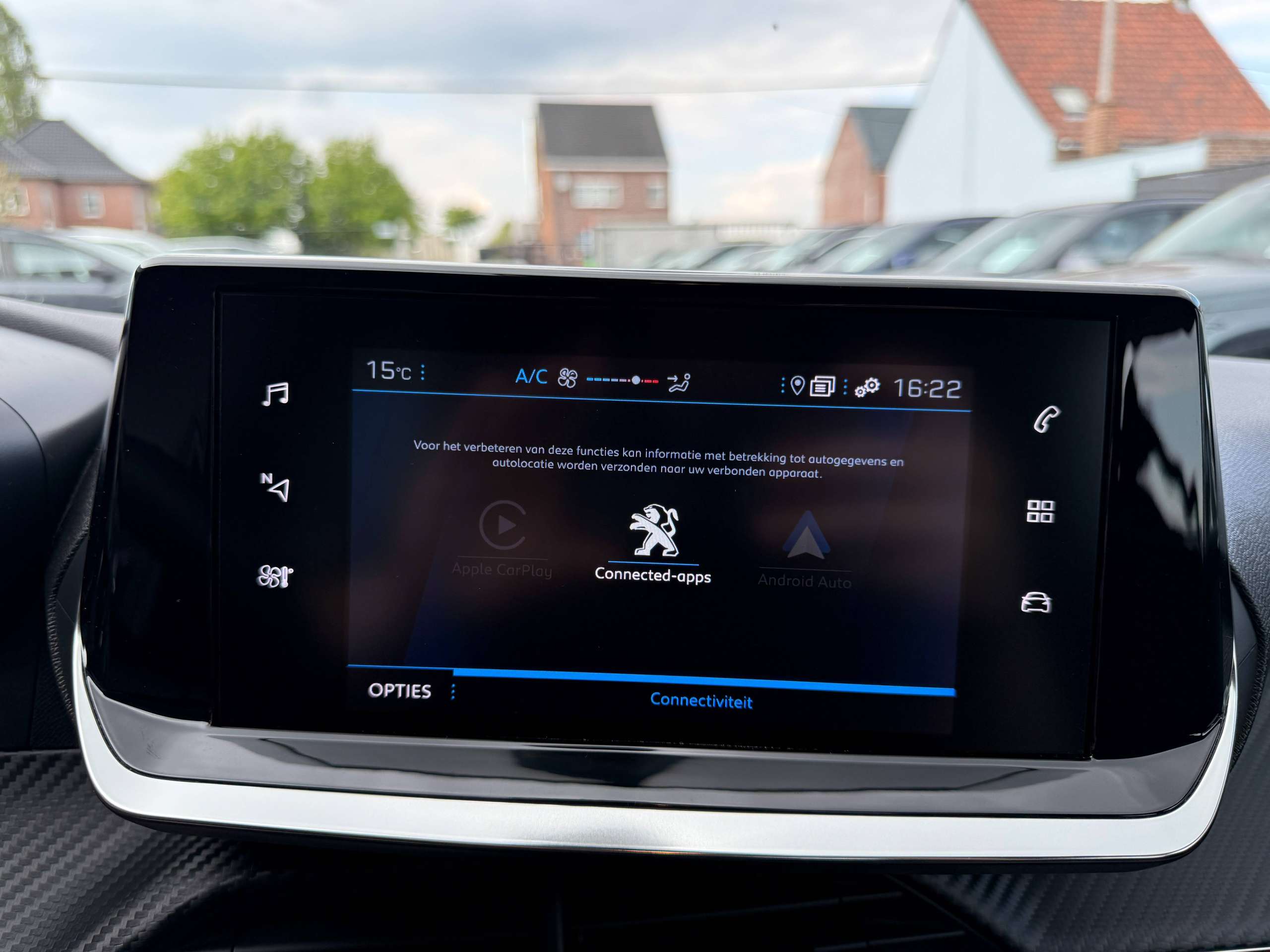 6124cacd-f880-4abe-88f2-b282186fc00820-peugeot-208-1-2i-full-led-navigatie-carplay-alu-bluetooth-pdc.jpg