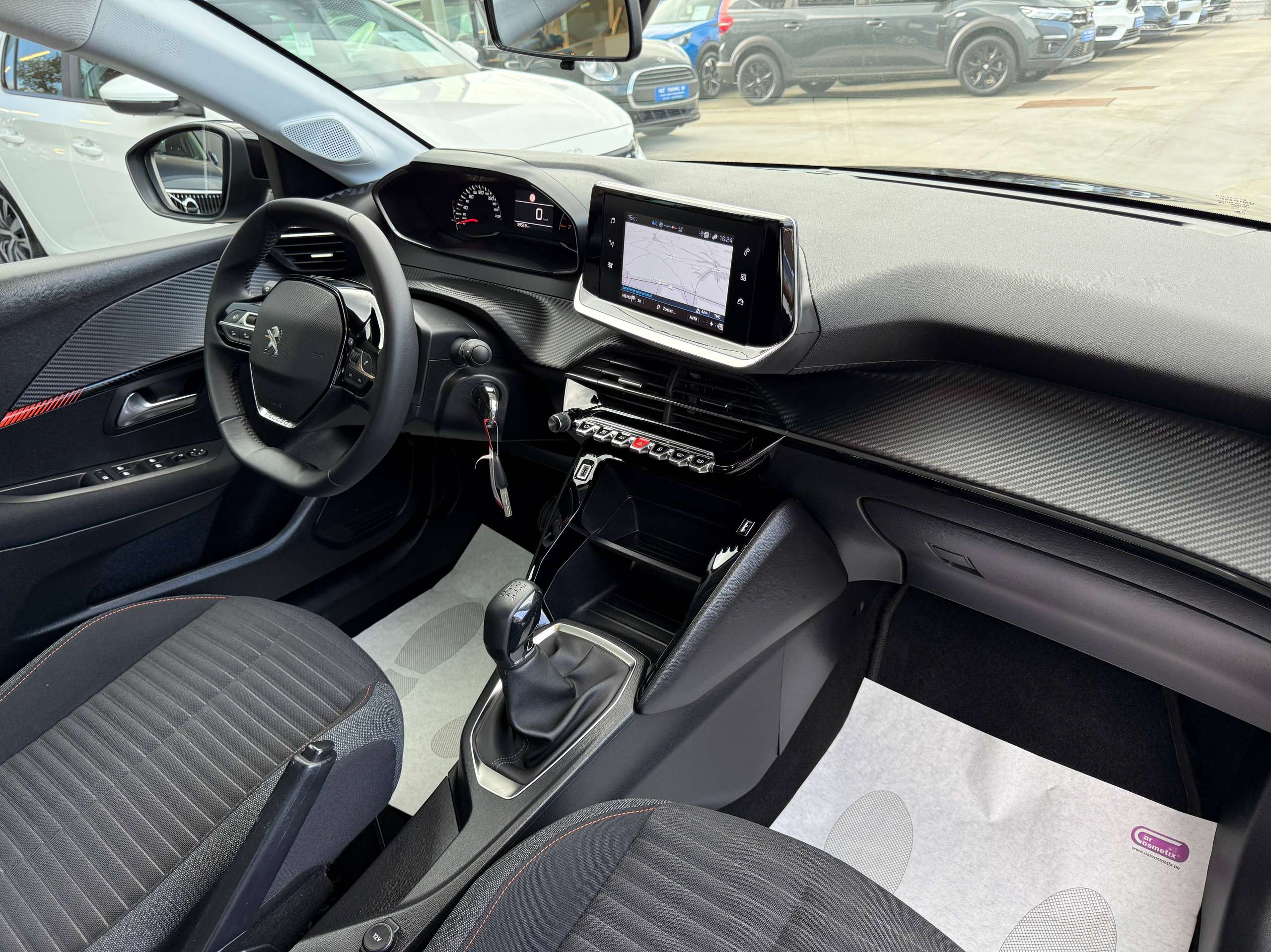 6124cacd-f880-4abe-88f2-b282186fc00827-peugeot-208-1-2i-full-led-navigatie-carplay-alu-bluetooth-pdc.jpg