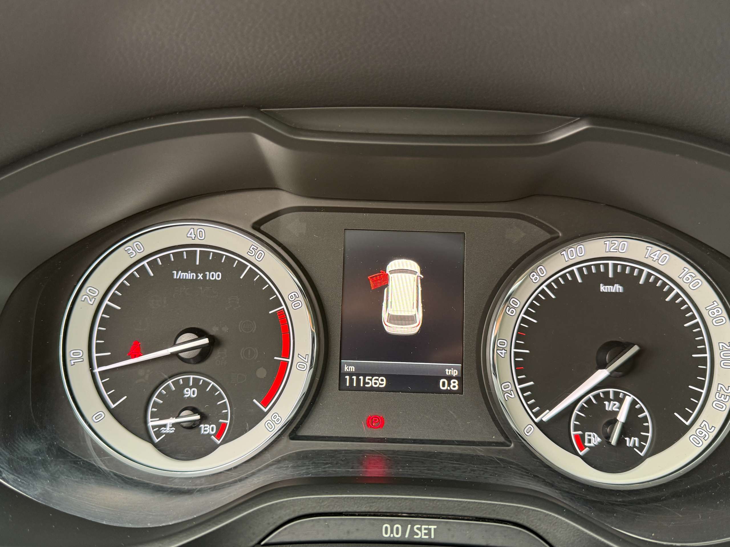 696c9925-aef3-4831-bf7f-8e686c03168718-skoda-kodiaq-1-4-tsi-4x4-navi-leder-camera-xenon-carplay-led.jpg