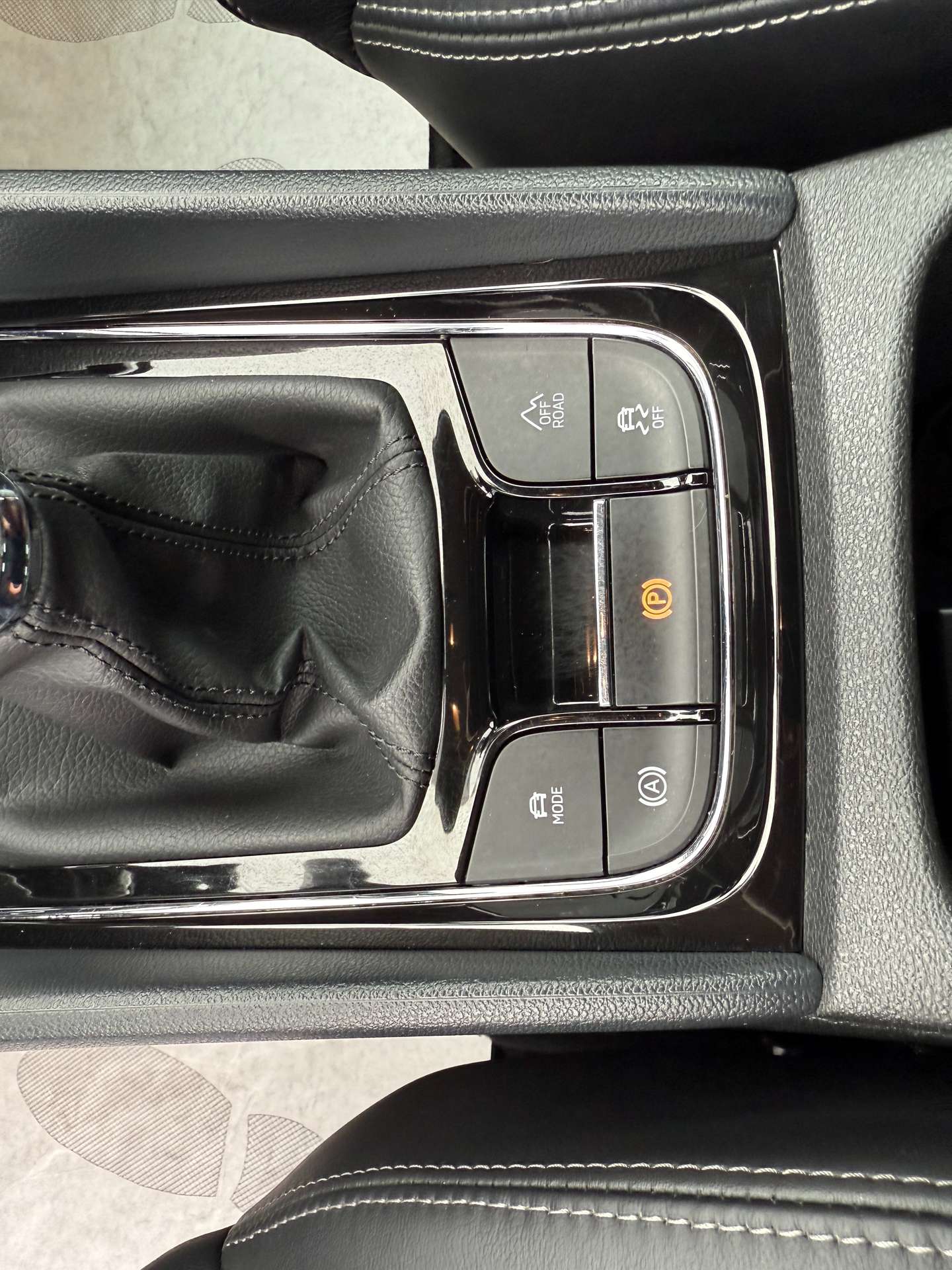 696c9925-aef3-4831-bf7f-8e686c03168722-skoda-kodiaq-1-4-tsi-4x4-navi-leder-camera-xenon-carplay-led.jpg