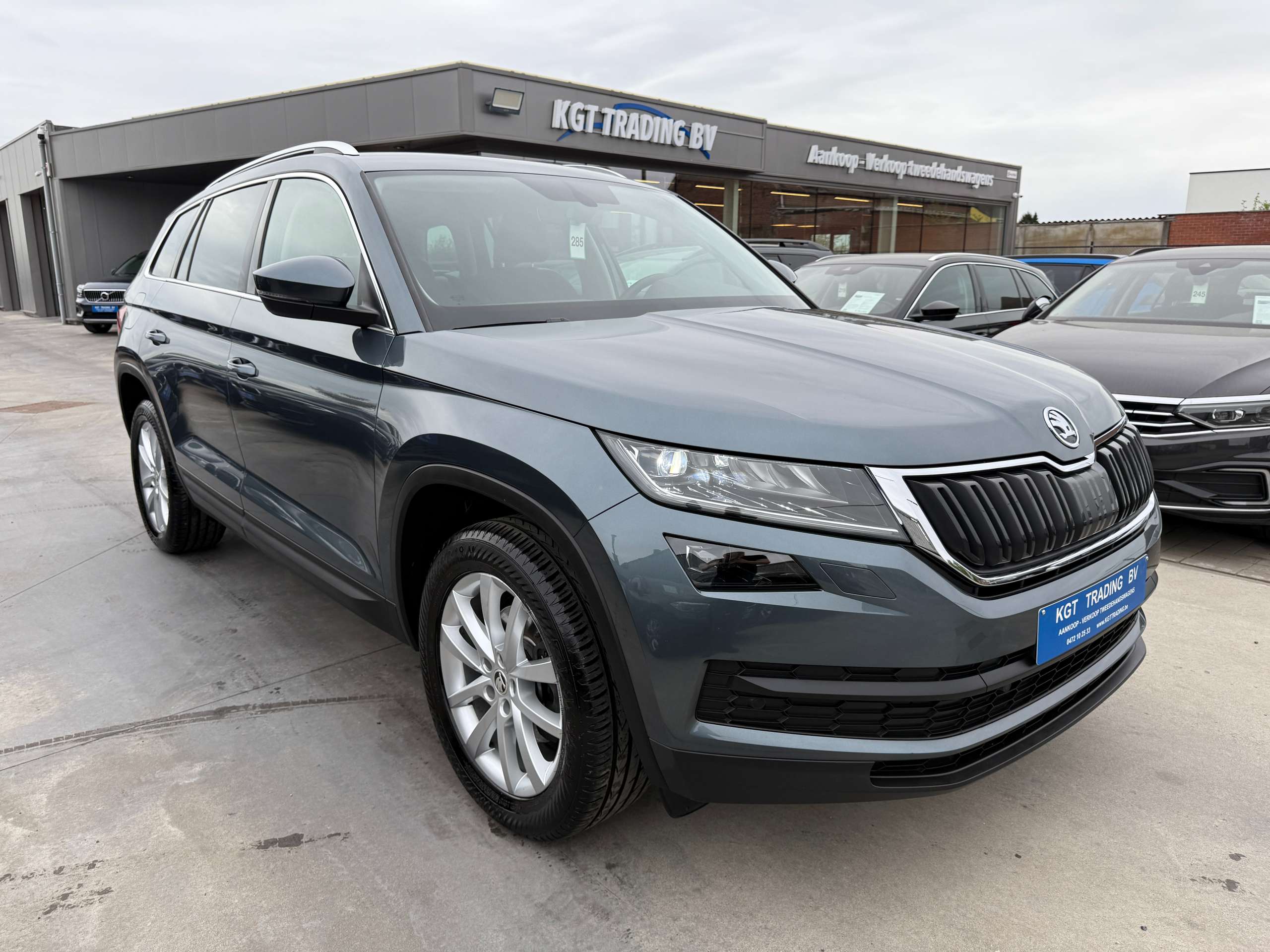 696c9925-aef3-4831-bf7f-8e686c0316873-skoda-kodiaq-1-4-tsi-4x4-navi-leder-camera-xenon-carplay-led.jpg