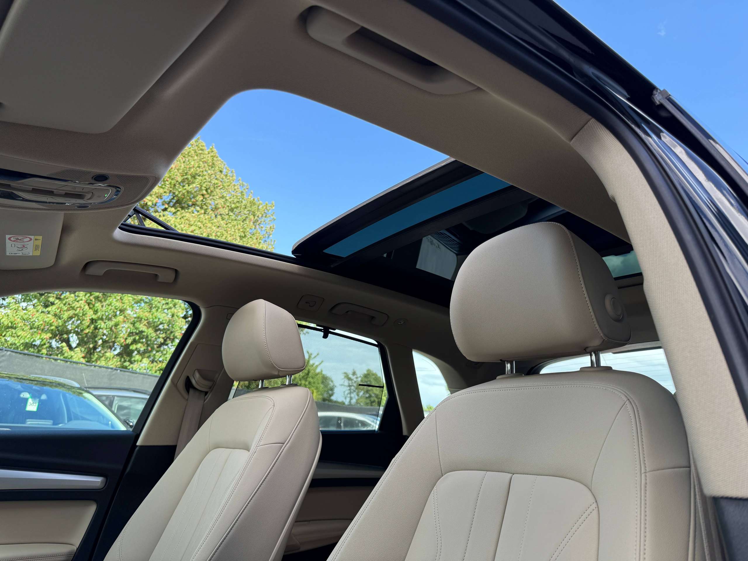 75839e80-b249-4c7c-8ee5-c8af55806ae615-audi-q5-phev-50-tfsie-quattro-navigatie-pano-dak-leder-camera-full-led-virtual.jpg