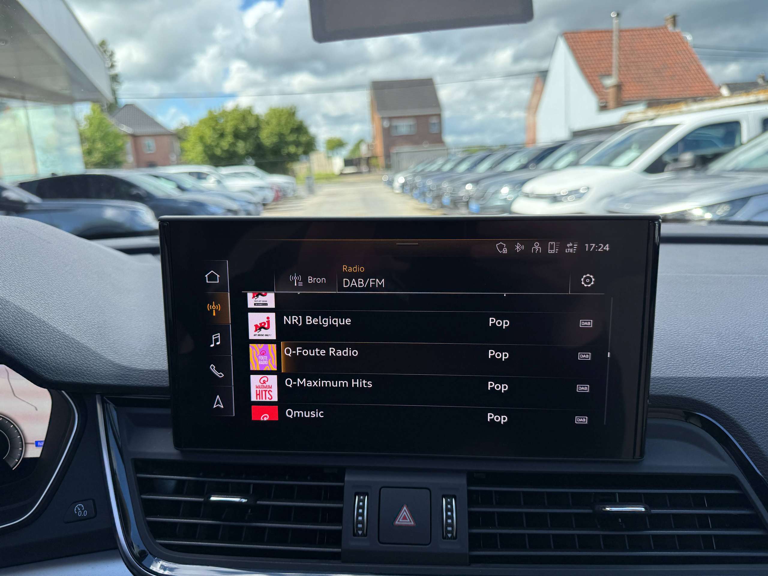 75839e80-b249-4c7c-8ee5-c8af55806ae627-audi-q5-phev-50-tfsie-quattro-navigatie-pano-dak-leder-camera-full-led-virtual.jpg
