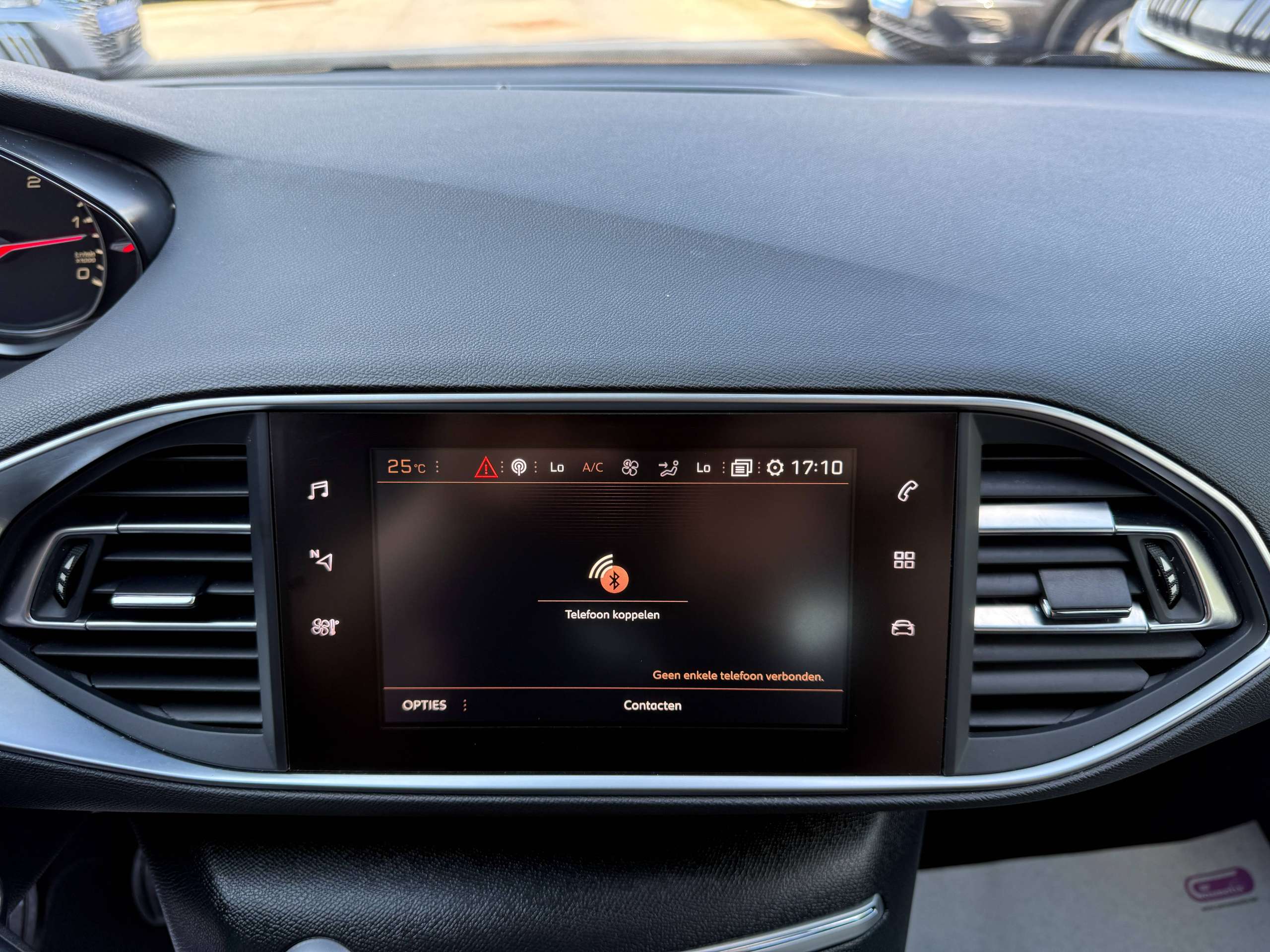 7e2e5f2f-4546-4be6-85a3-4843789bff7621-peugeot-308-sw-1-5-bluehdi-130pk-navigatie-carplay-bluetooth-pdc-led.jpg