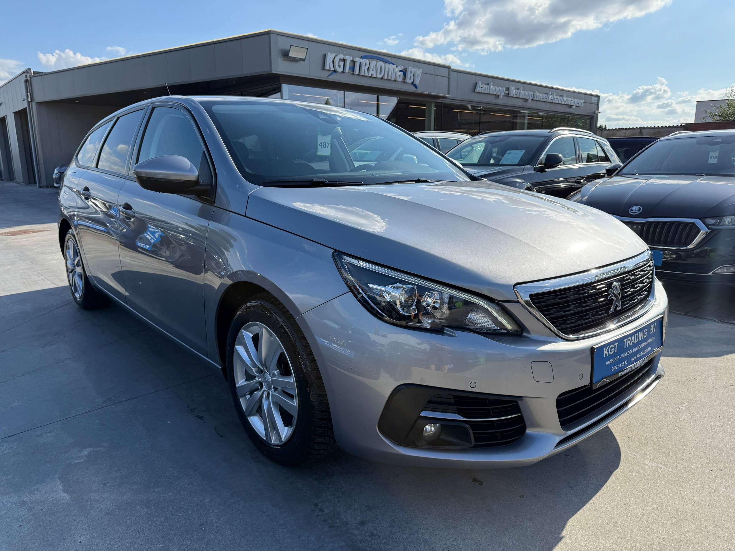 7e2e5f2f-4546-4be6-85a3-4843789bff763-peugeot-308-sw-1-5-bluehdi-130pk-navigatie-carplay-bluetooth-pdc-led.jpg