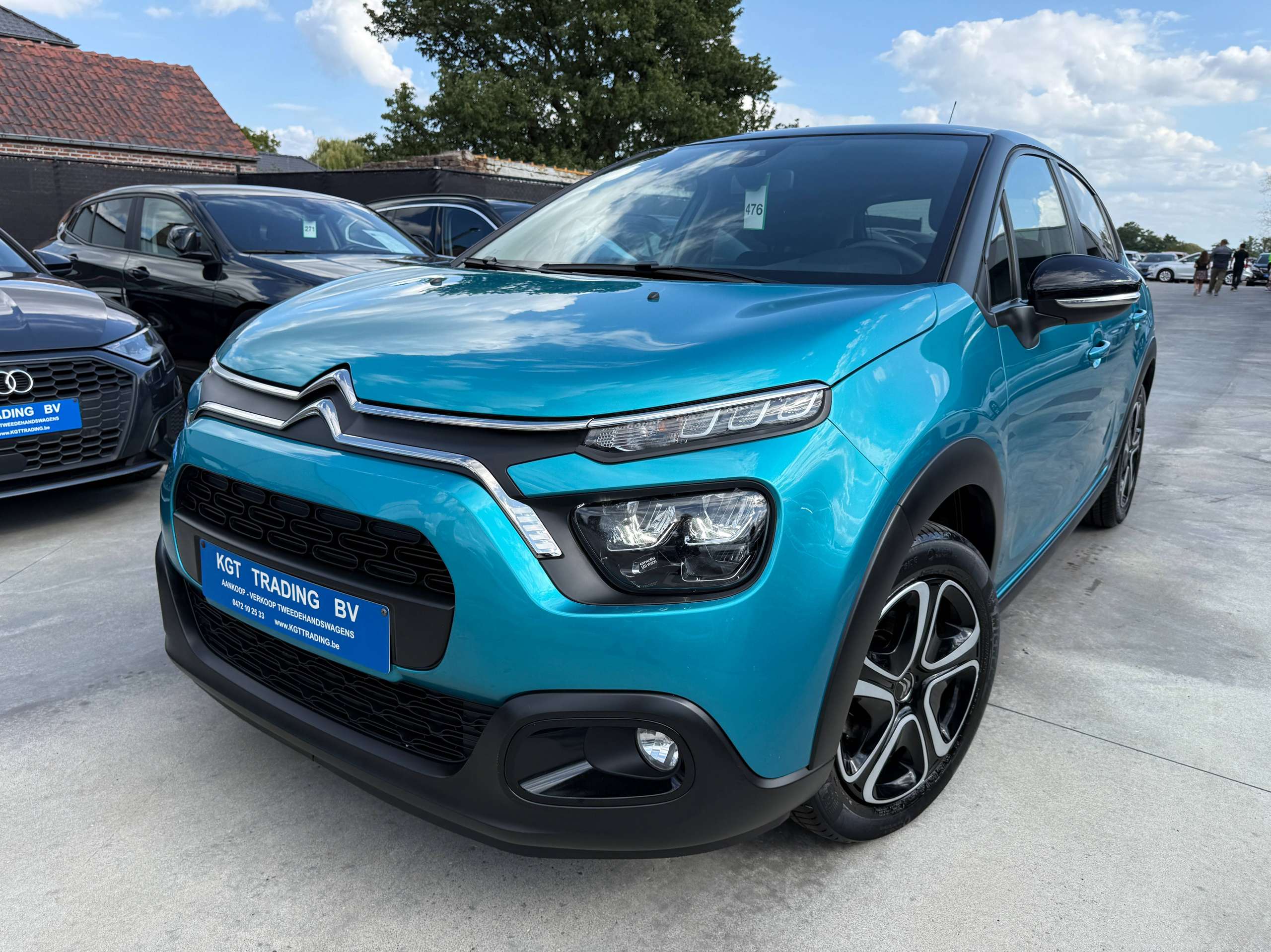 800aed50-93df-4a97-9c6e-919e78a126741-citroen-c3-1-2i-83pk-navigatie-carplay-bluetooth-full-led-airco-pdc-lane-assist.jpg