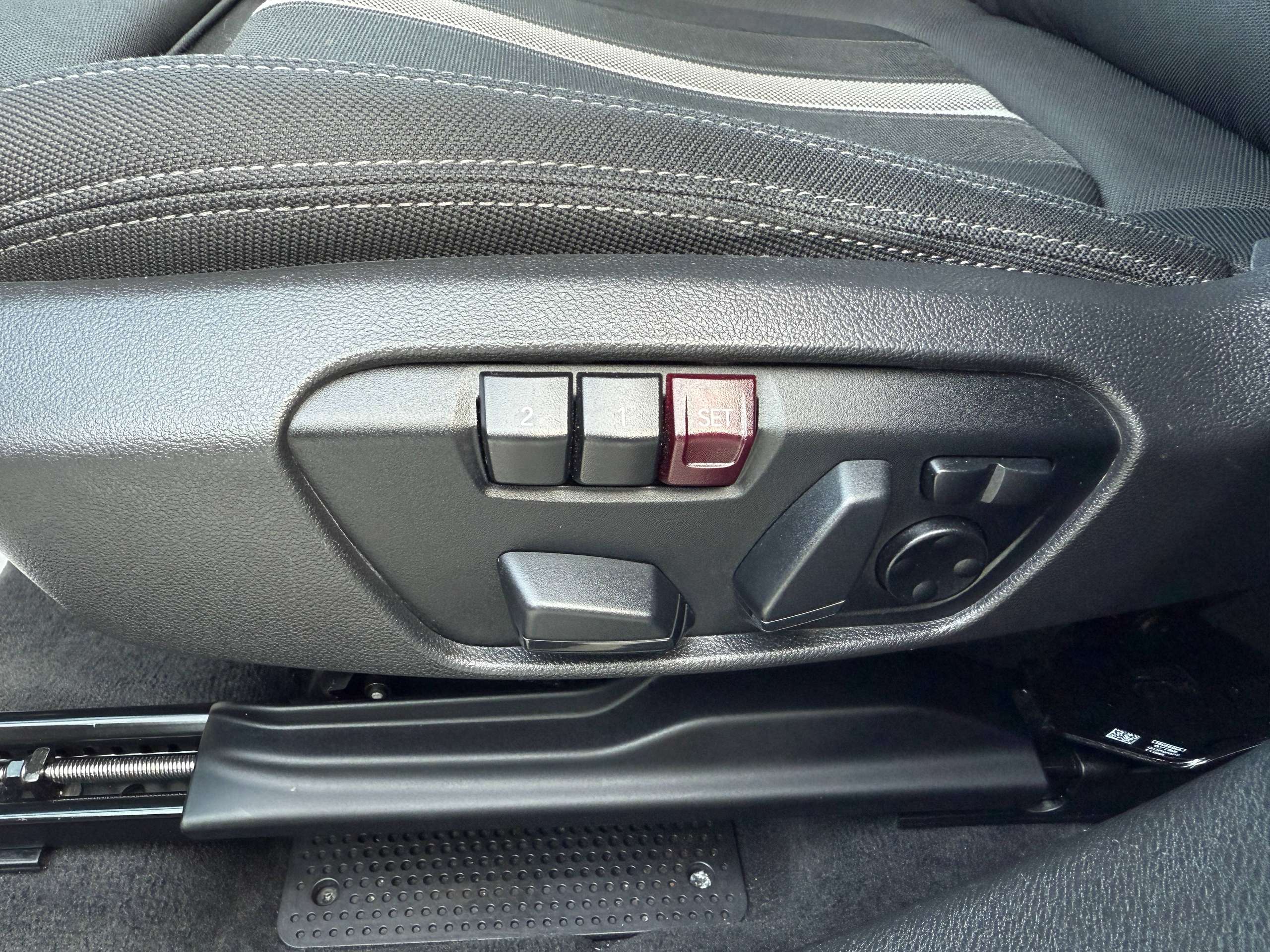 82c0851d-33d3-495b-99a9-f83d2e8ab79316-bmw-x1-1-5i-automaat-full-led-navi-camera-head-up-dab-pdc.jpg