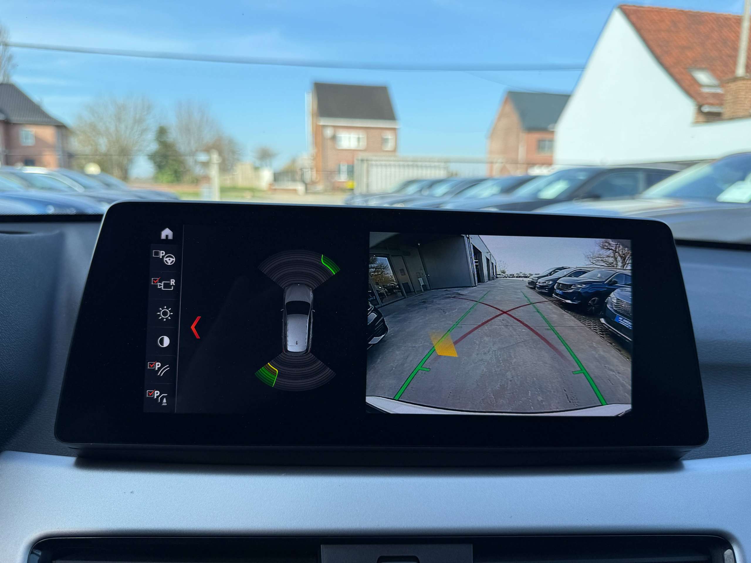 82c0851d-33d3-495b-99a9-f83d2e8ab79324-bmw-x1-1-5i-automaat-full-led-navi-camera-head-up-dab-pdc.jpg