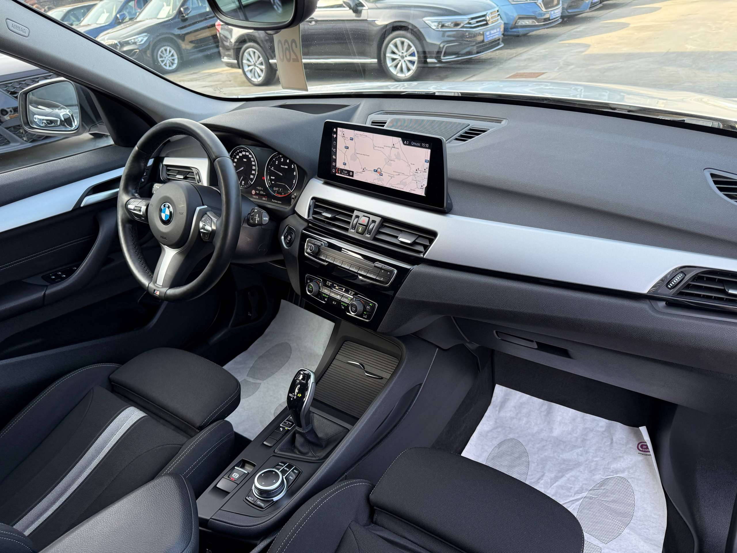 82c0851d-33d3-495b-99a9-f83d2e8ab79329-bmw-x1-1-5i-automaat-full-led-navi-camera-head-up-dab-pdc.jpg