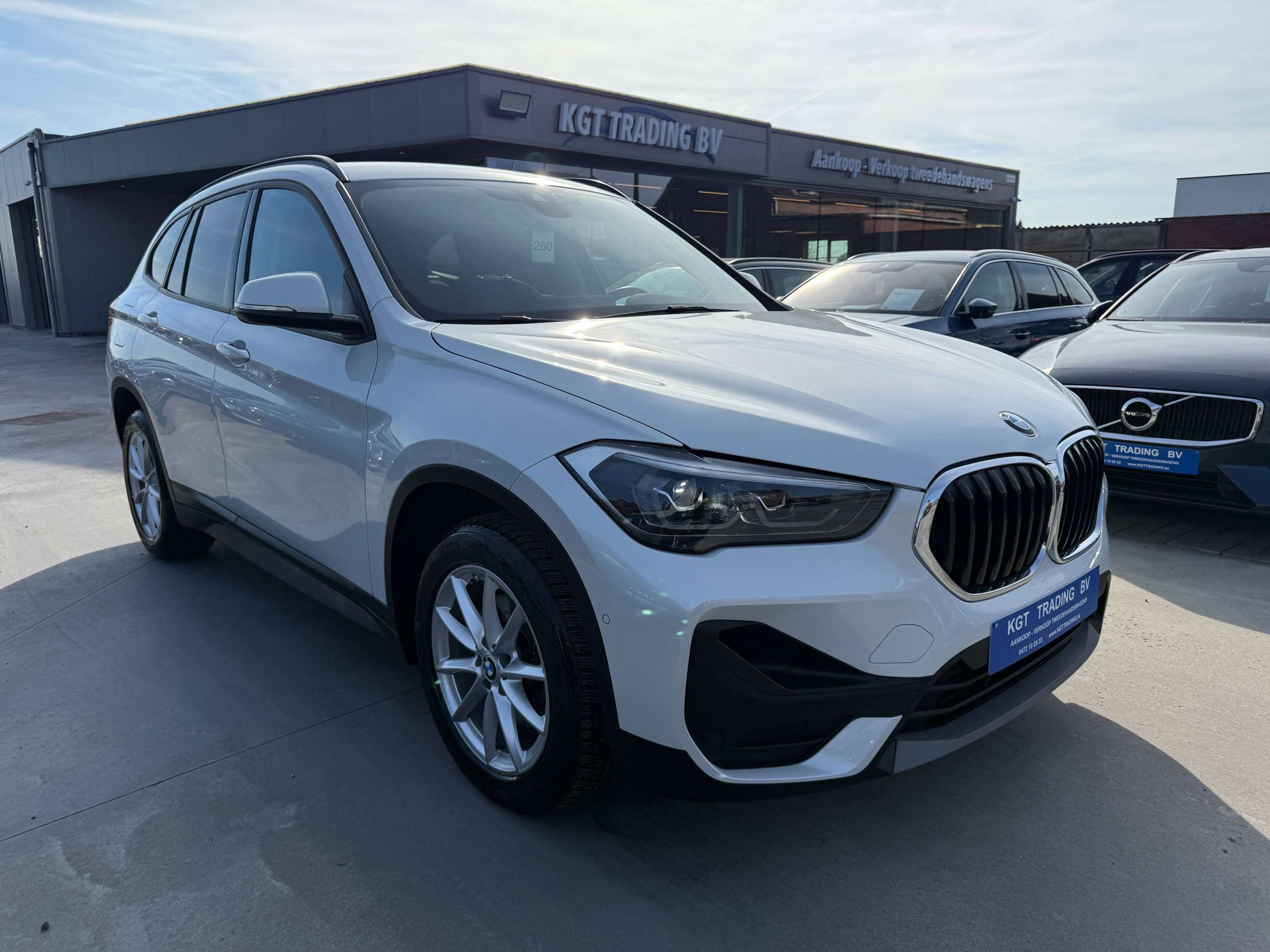 82c0851d-33d3-495b-99a9-f83d2e8ab7934-bmw-x1-1-5i-automaat-full-led-navi-camera-head-up-dab-pdc.jpg