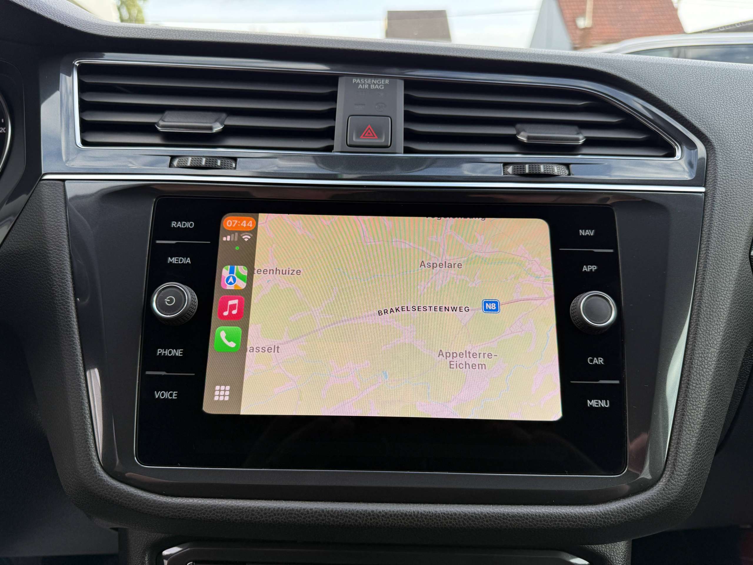 9ff25552-bbf1-49ce-8e9a-39f929fe702e26-volkswagen-tiguan-allspace-1-5-tsi-7-zetels-navigatie-zwart-leder-carplay-dab-pdc-alu.jpg