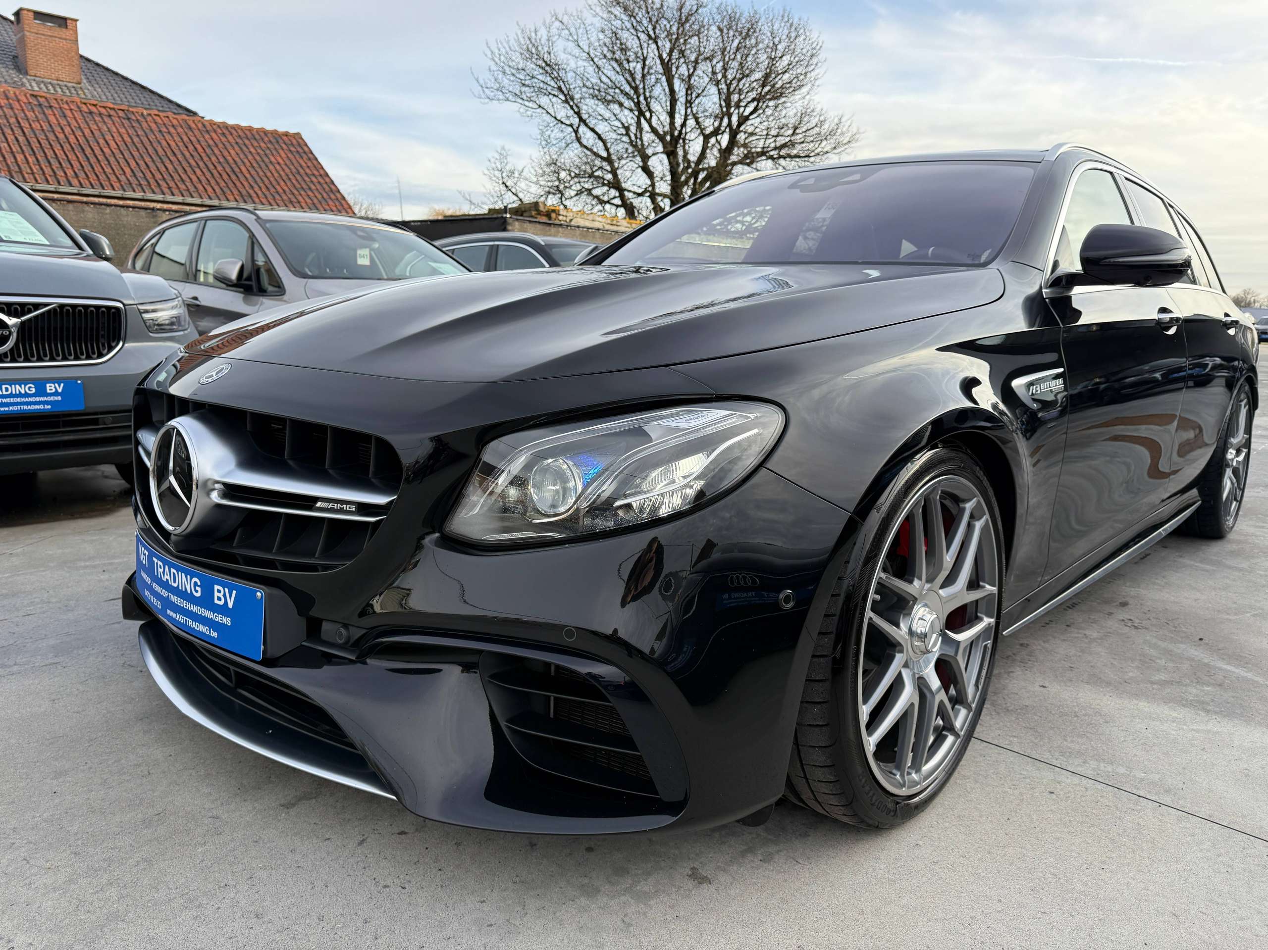 a6c9da61-f59d-4338-bcfa-b3a5eea854df10-mercedes-benz-e-63-amg-s-4matic-performance-seats-360-pano-drivers-pack.jpg