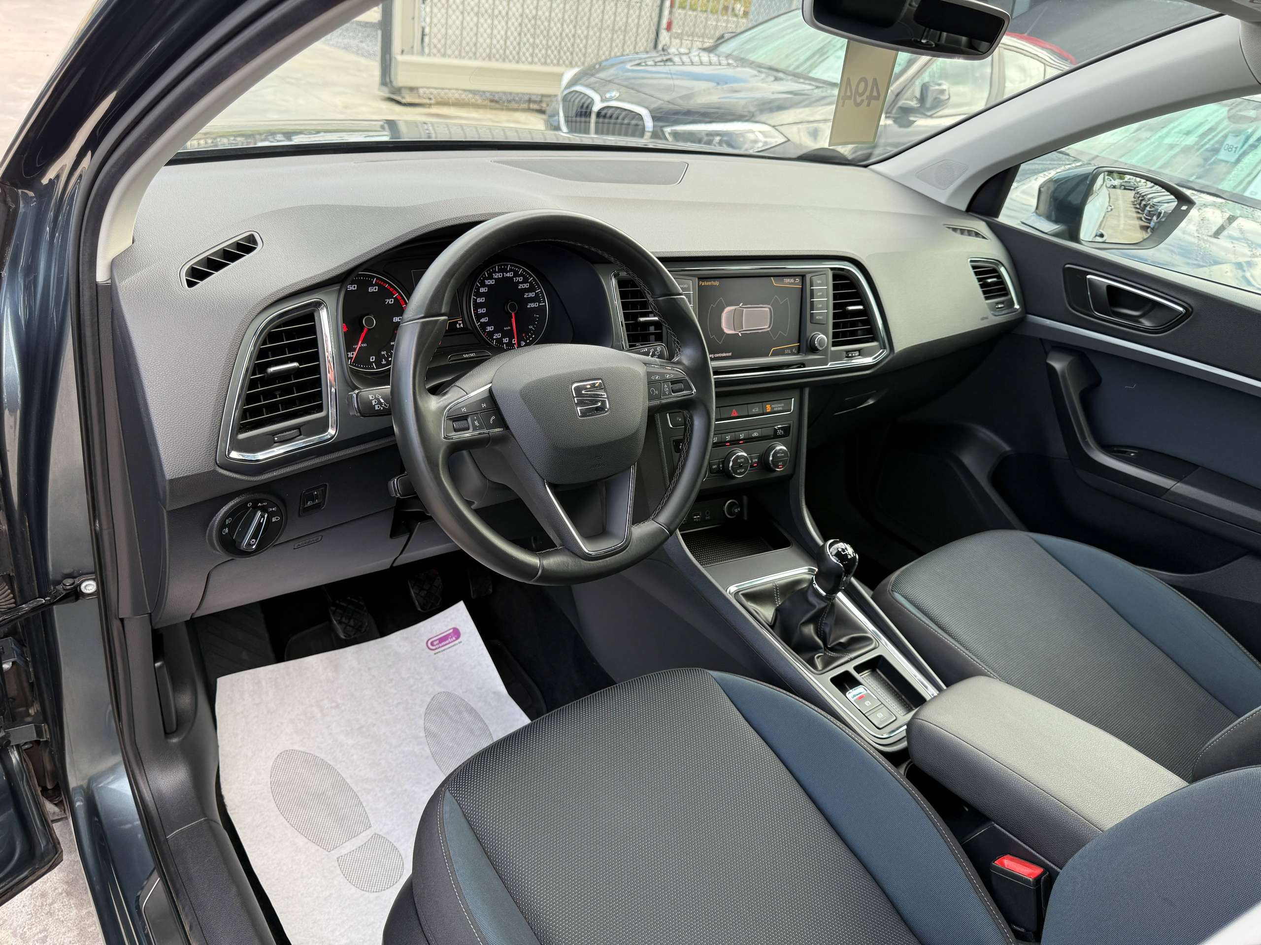 a9db8150-0fa6-4ab8-bad0-5d6637eedab113-seat-ateca-1-0-tsi-115pk-navigatie-bluetooth-parkeersensoren-led-alu-airco.jpg