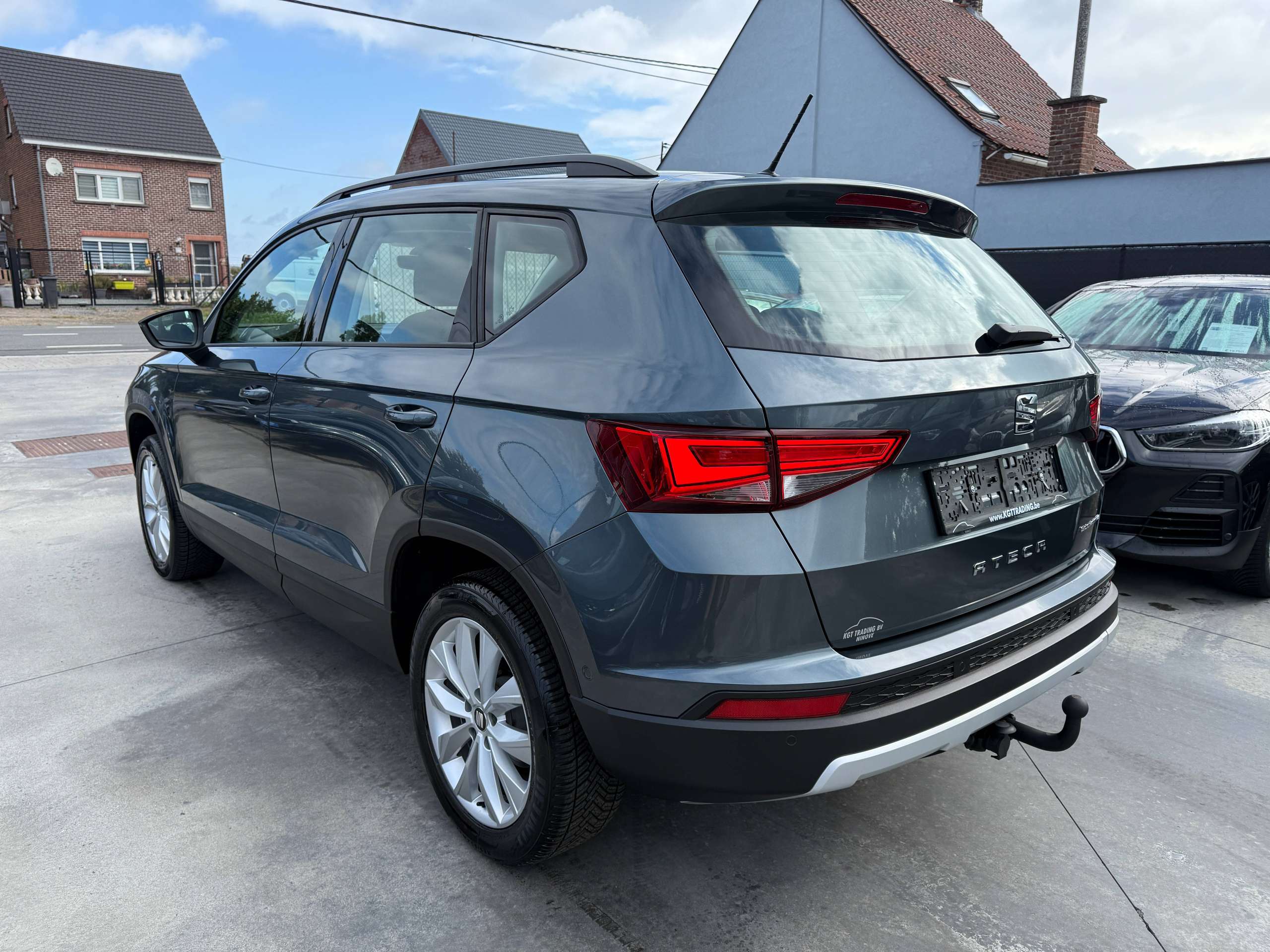 a9db8150-0fa6-4ab8-bad0-5d6637eedab17-seat-ateca-1-0-tsi-115pk-navigatie-bluetooth-parkeersensoren-led-alu-airco.jpg