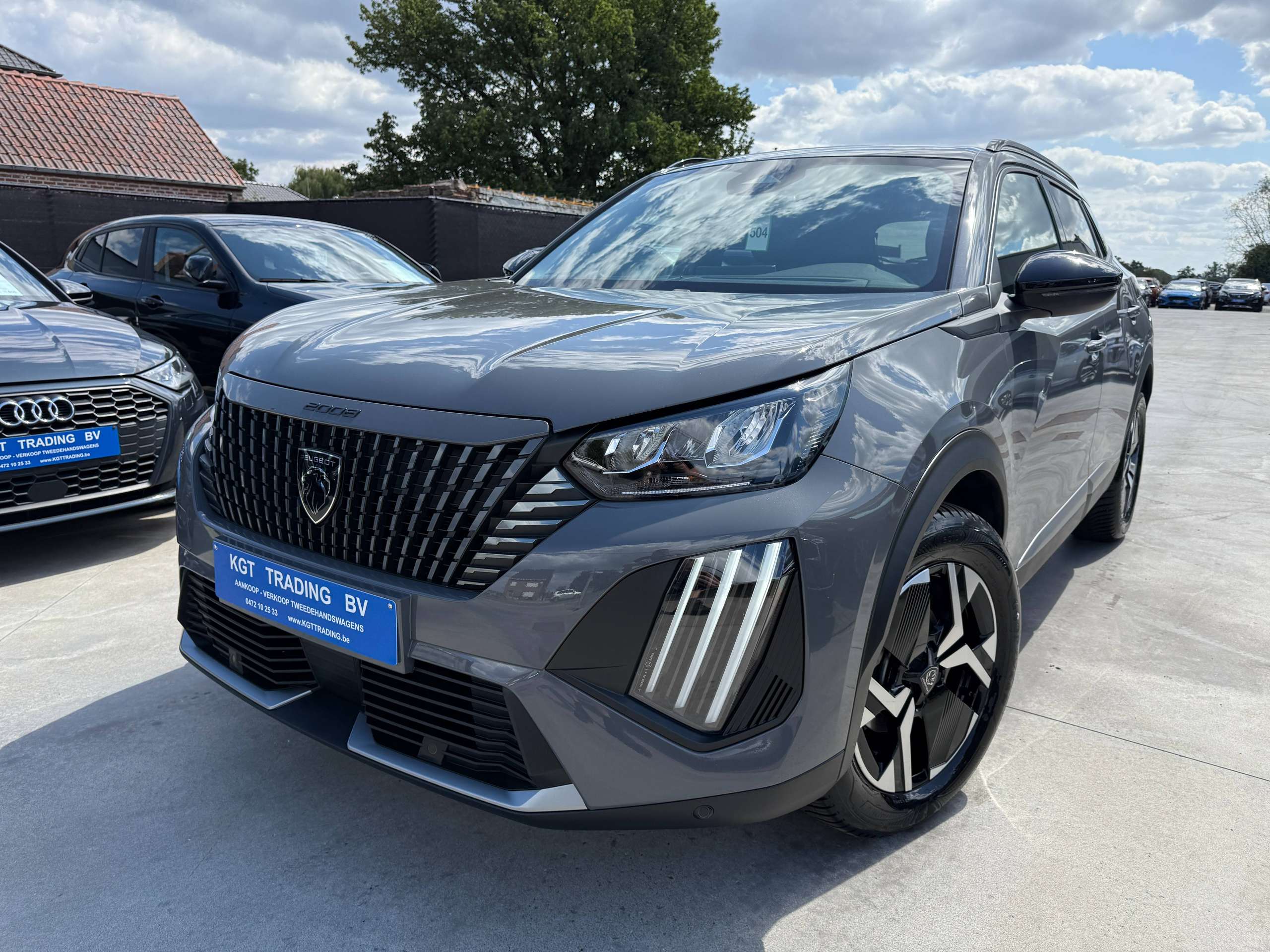 c300ce7e-4595-46cc-8f50-73641c52910b1-peugeot-2008-1-2i-turbo-allure-navigatie-full-led-carplay-leder-bluetooth-dab-alu.jpg