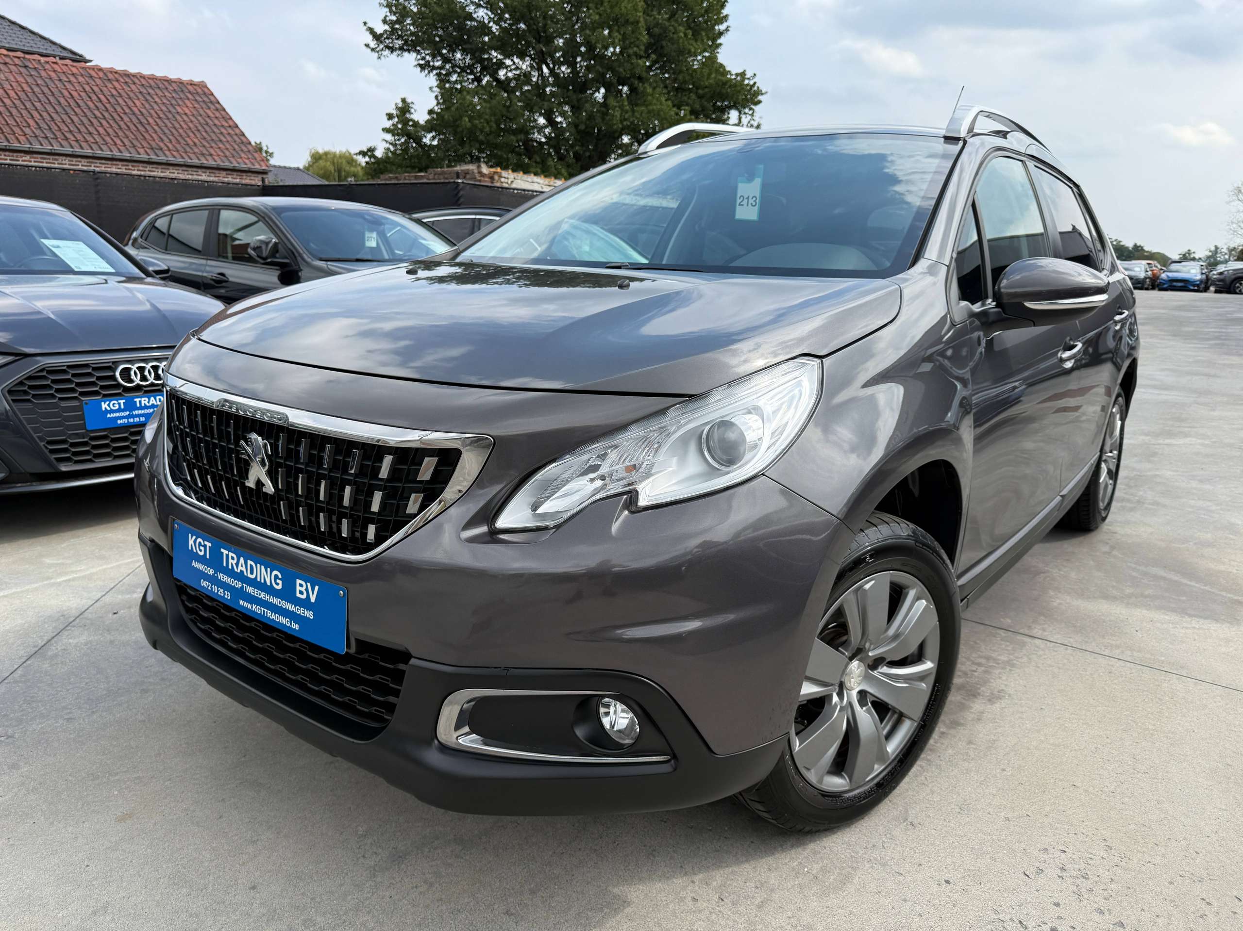 c651de54-3002-4d80-a272-4b9264bb7aeb1-peugeot-2008-1-2i-82pk-facelift-bluetooth-zetelverwarming-airco-carpass.jpg