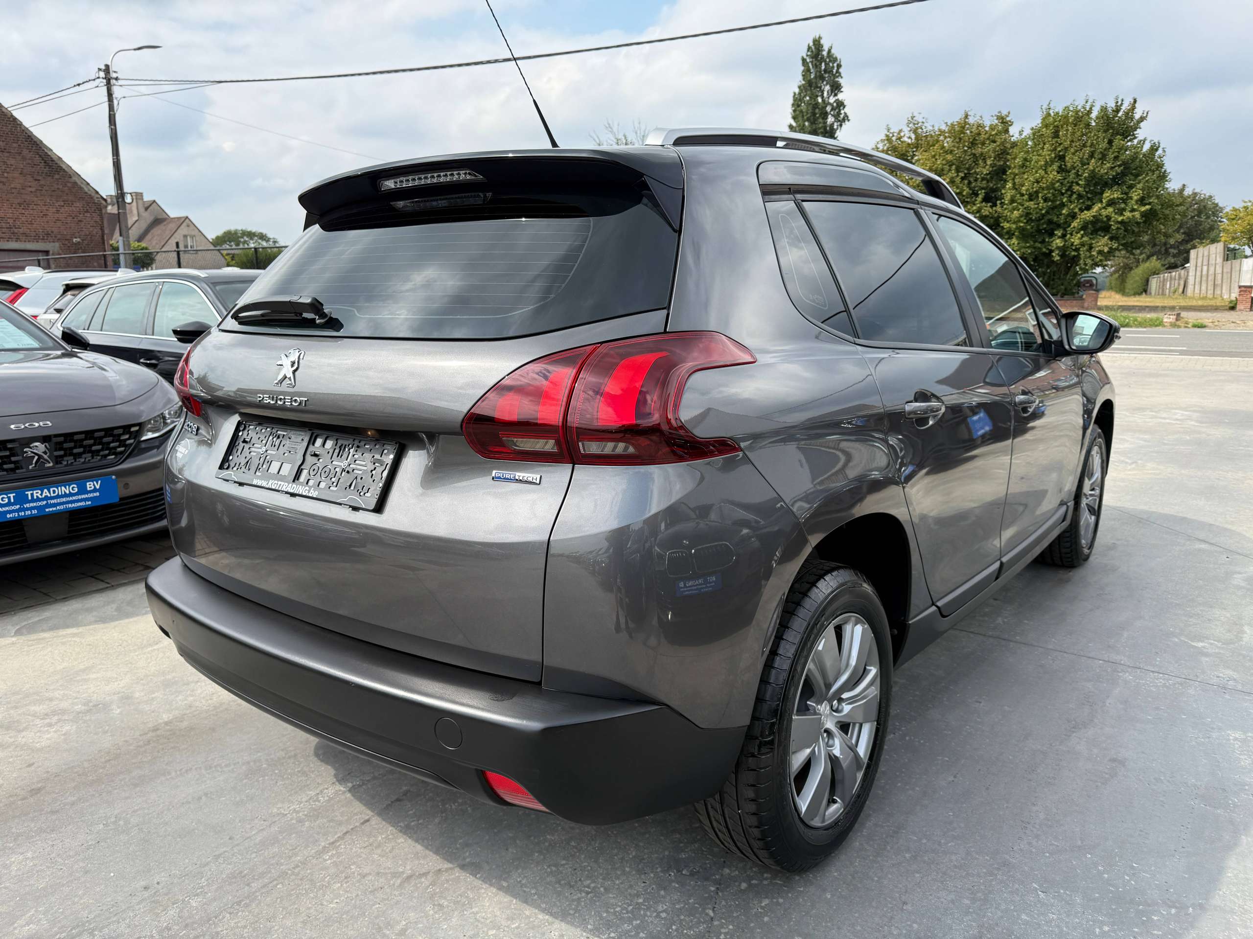 c651de54-3002-4d80-a272-4b9264bb7aeb5-peugeot-2008-1-2i-82pk-facelift-bluetooth-zetelverwarming-airco-carpass.jpg