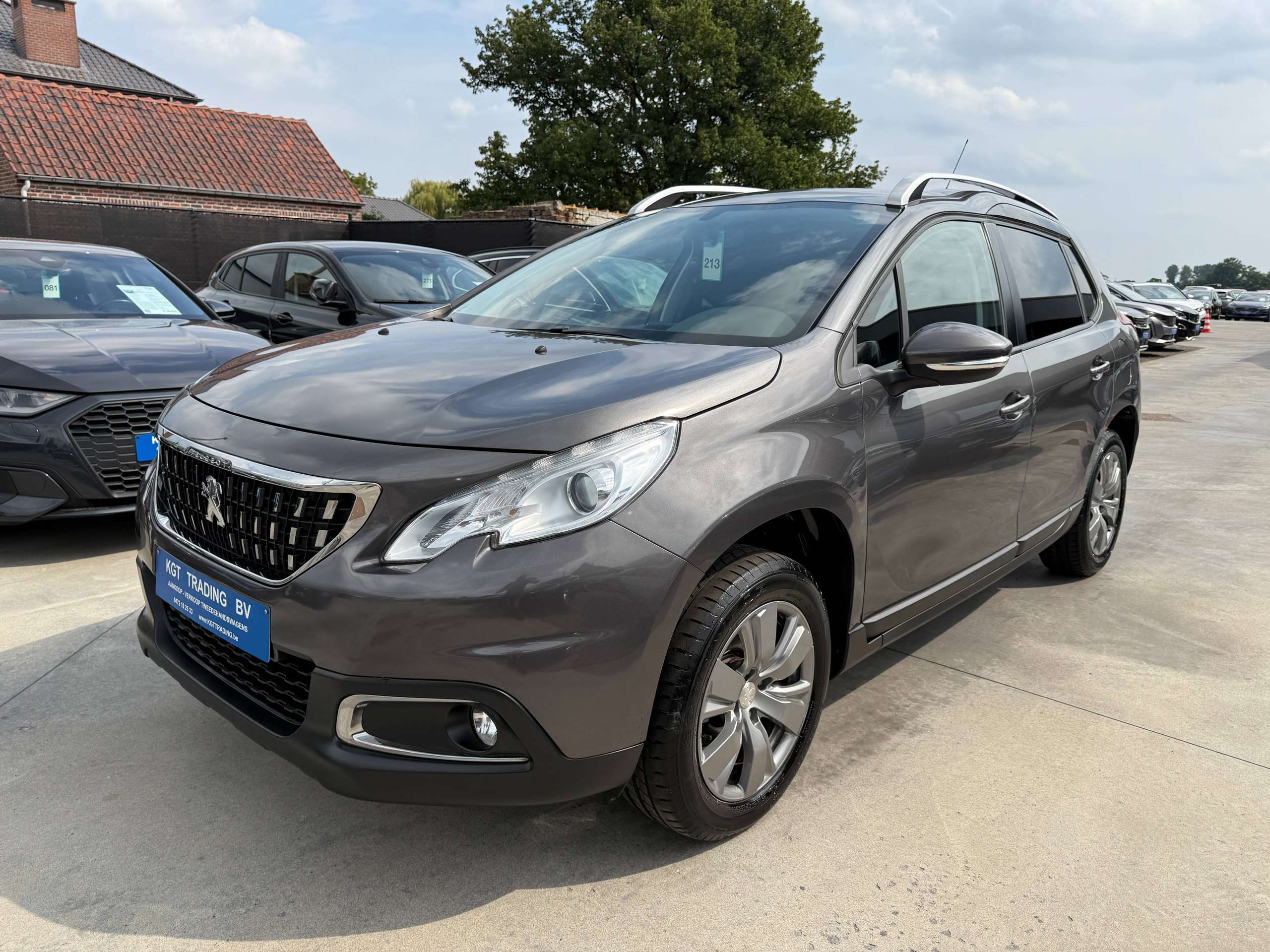 c651de54-3002-4d80-a272-4b9264bb7aeb9-peugeot-2008-1-2i-82pk-facelift-bluetooth-zetelverwarming-airco-carpass.jpg