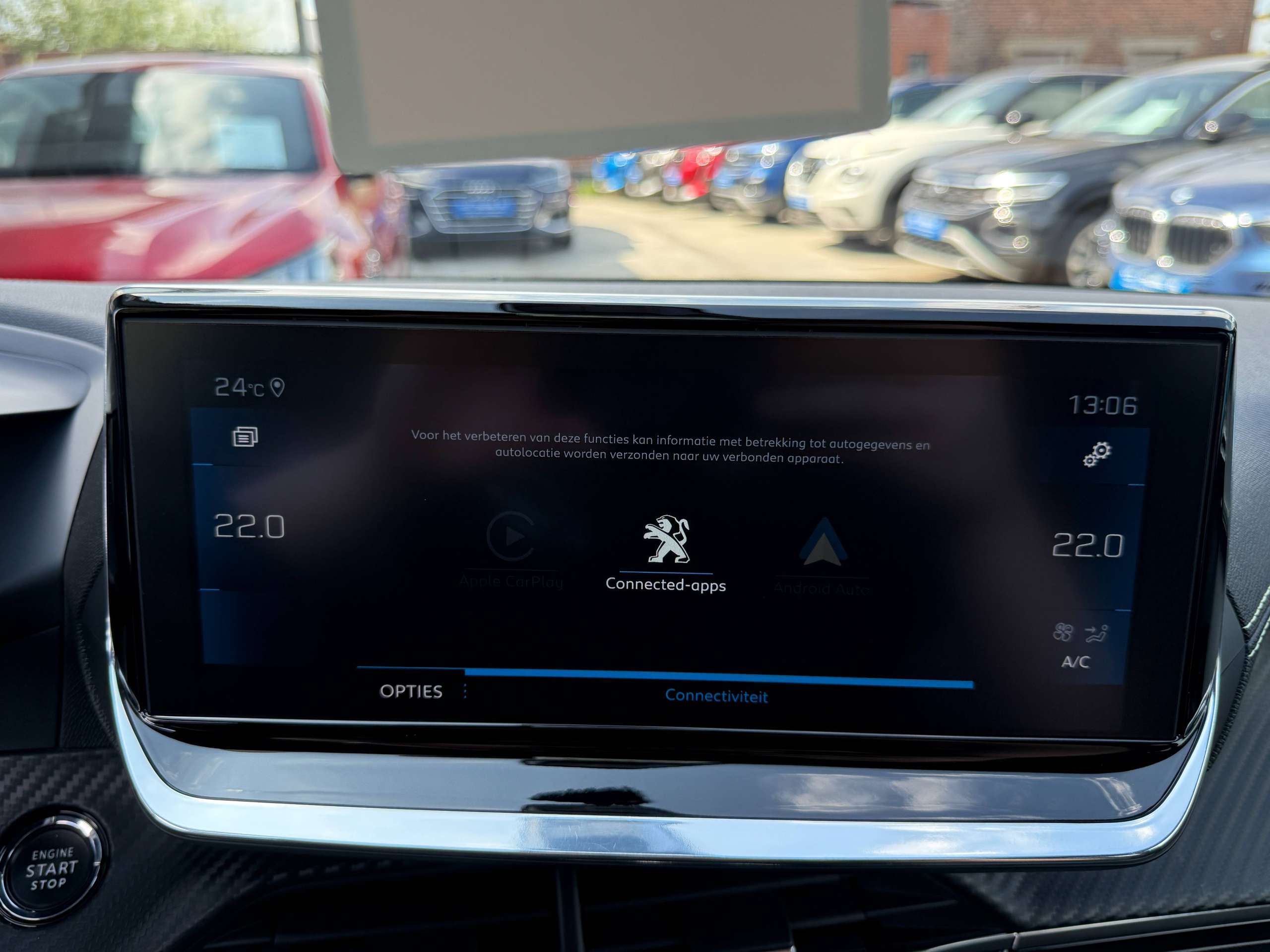 c9491344-4fb1-4bb2-a39b-32c7e371e1c425-peugeot-208-1-2i-101pk-gt-line-navigatie-leder-virtual-camera-carplay-pdc-full-led-alu.jpg