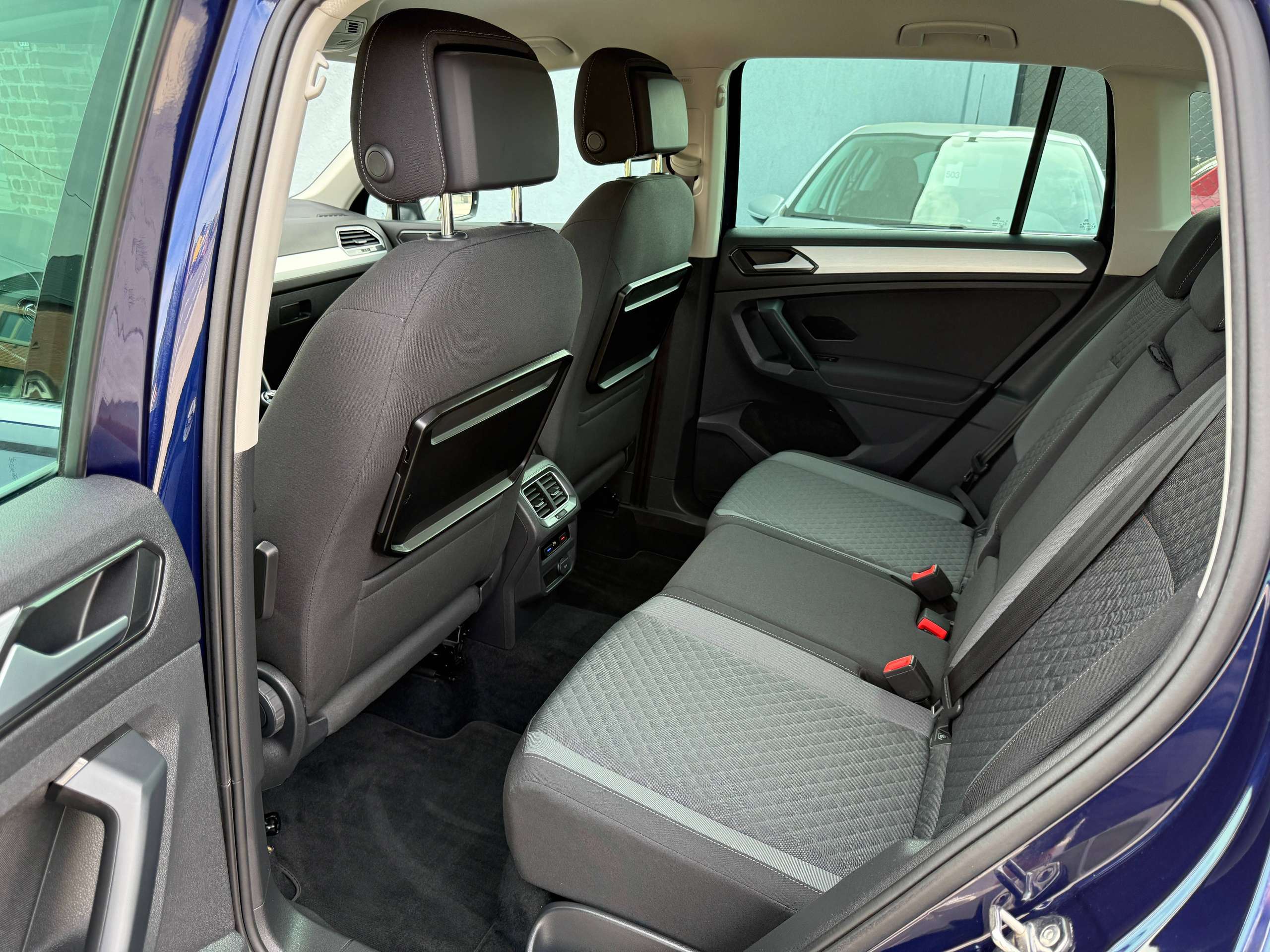 cdec456c-ed52-4a73-af94-2f690b1fb30814-volkswagen-tiguan-1-4-tsi-150pk-bluetooth-adaptieve-cruise-airco-pdc-va-carpass.jpg