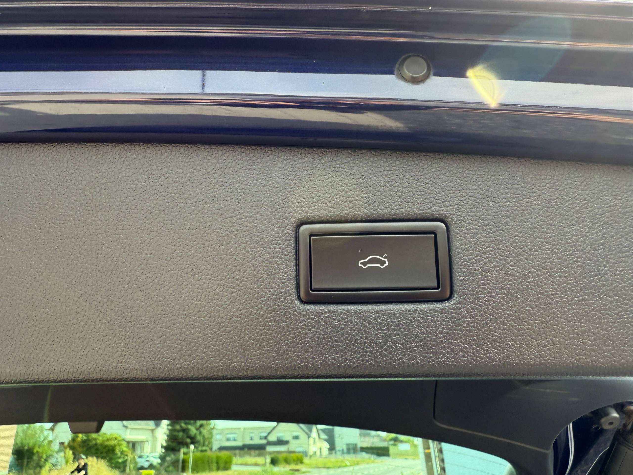 cdec456c-ed52-4a73-af94-2f690b1fb30816-volkswagen-tiguan-1-4-tsi-150pk-bluetooth-adaptieve-cruise-airco-pdc-va-carpass.jpg