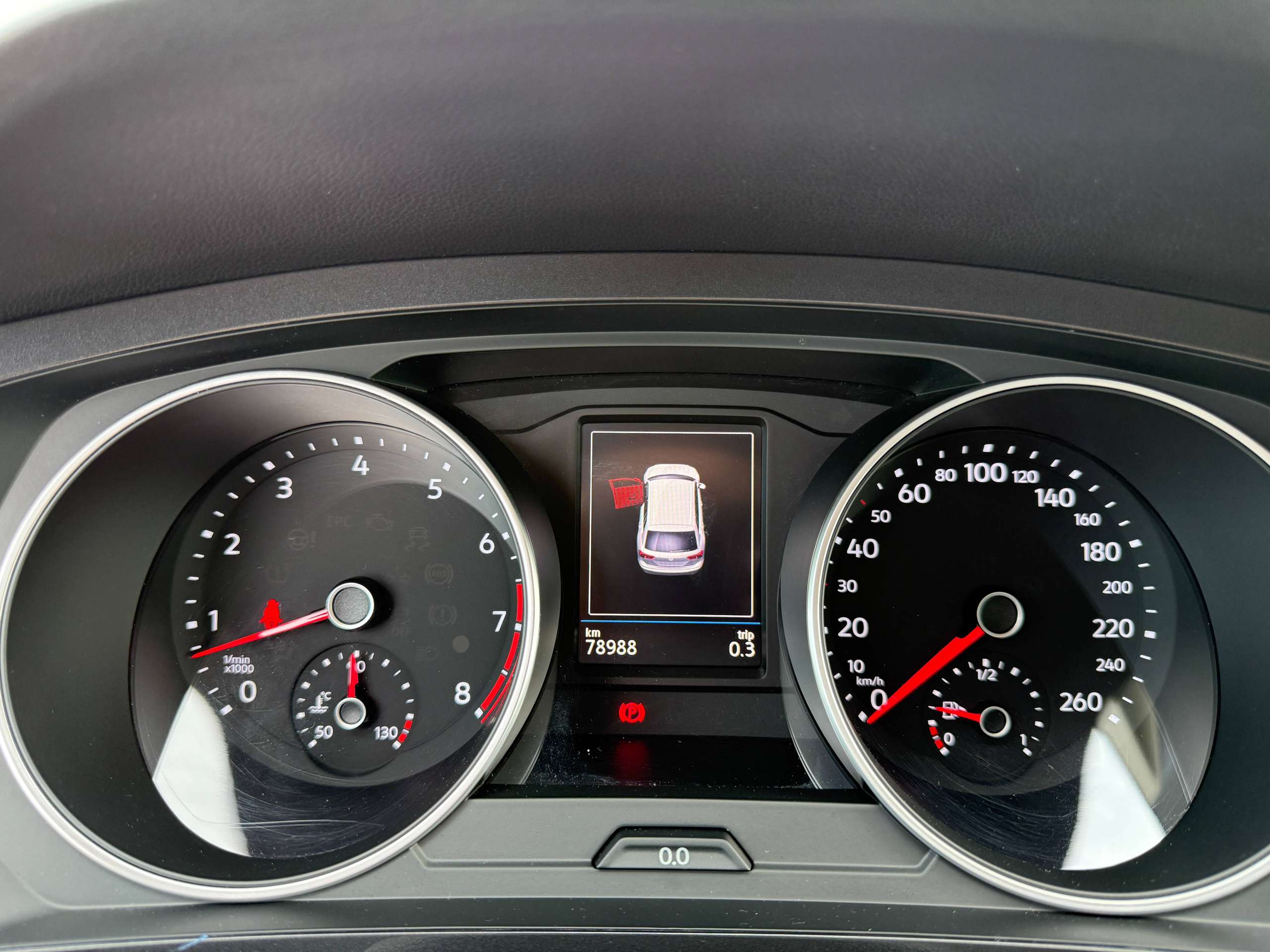 cdec456c-ed52-4a73-af94-2f690b1fb30818-volkswagen-tiguan-1-4-tsi-150pk-bluetooth-adaptieve-cruise-airco-pdc-va-carpass.jpg