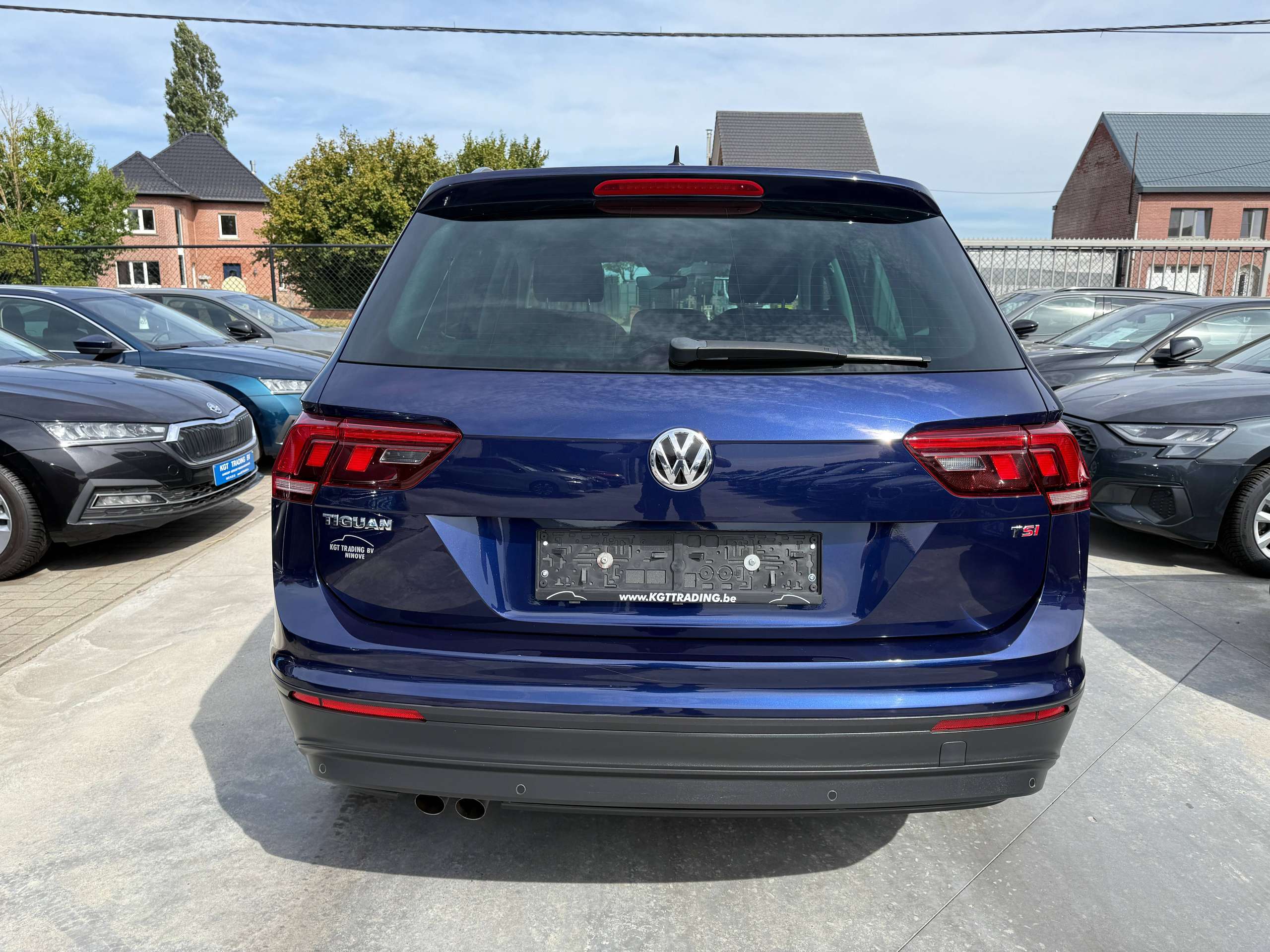 cdec456c-ed52-4a73-af94-2f690b1fb3086-volkswagen-tiguan-1-4-tsi-150pk-bluetooth-adaptieve-cruise-airco-pdc-va-carpass.jpg