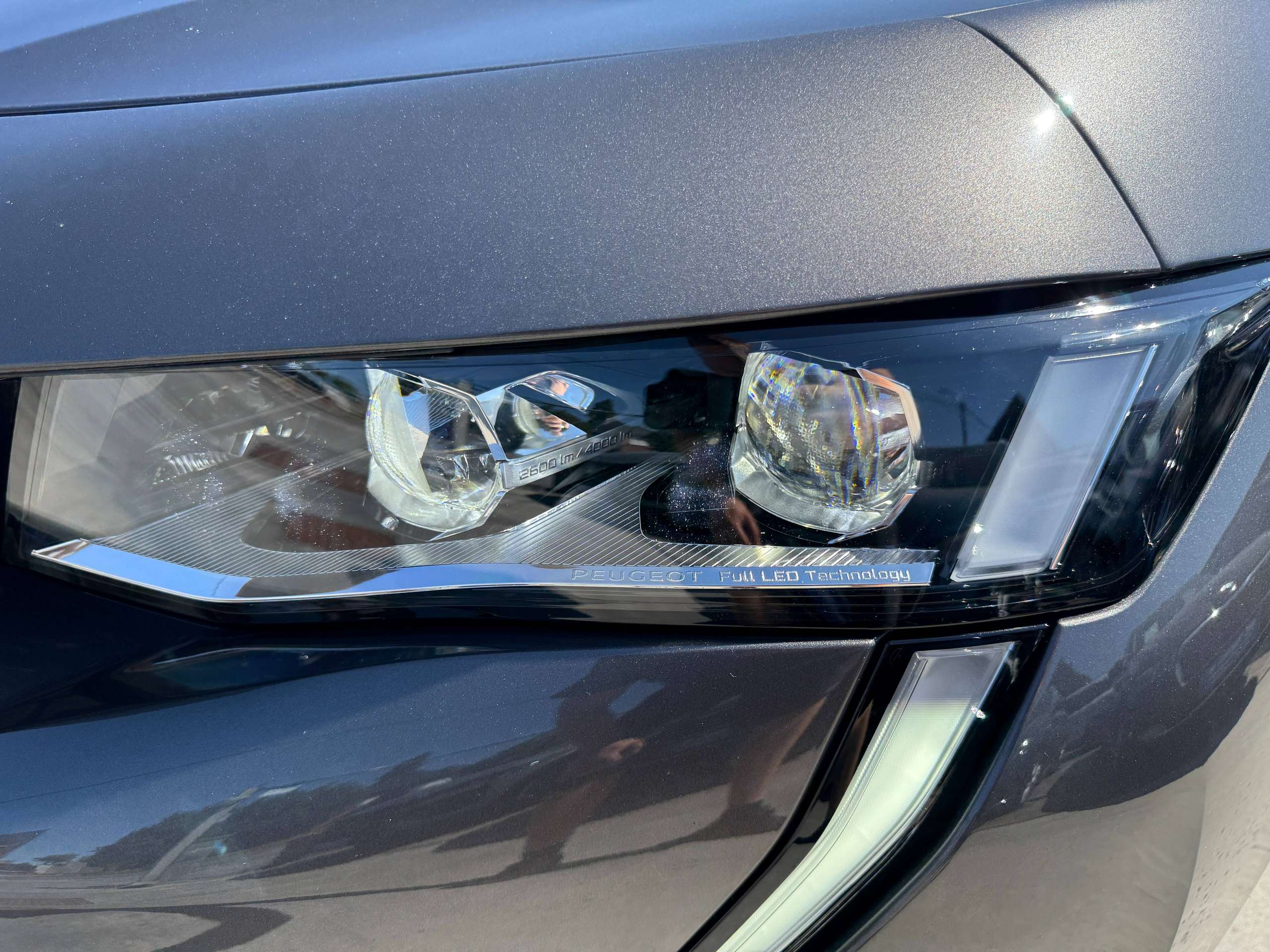 d5f119e5-7ee1-420d-9f89-679739ef127b11-peugeot-508-sw-1-6i-hybrid-gt-line-navi-leder-opendak-camera-massage-full-led.jpg