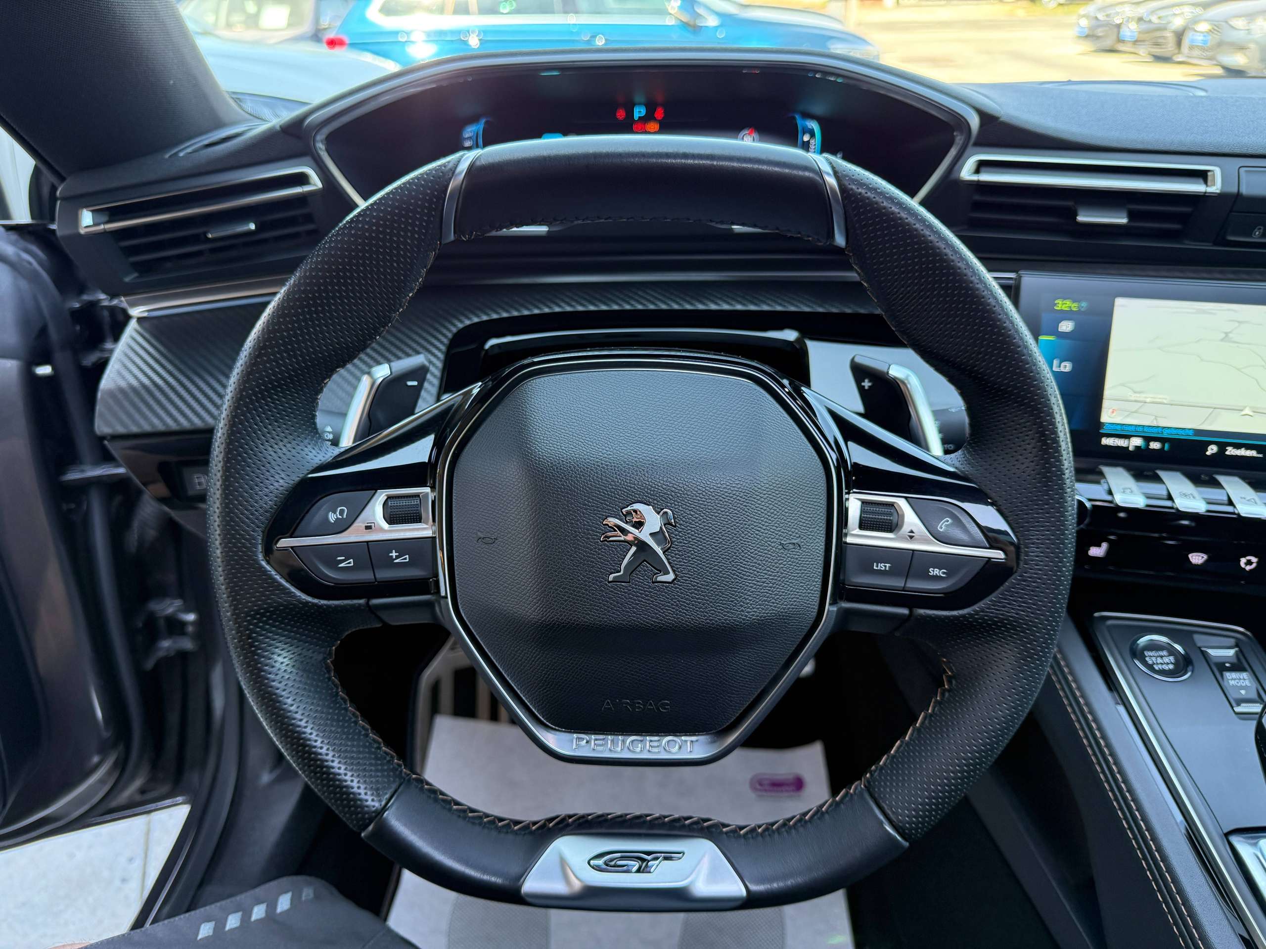 d5f119e5-7ee1-420d-9f89-679739ef127b22-peugeot-508-sw-1-6i-hybrid-gt-line-navi-leder-opendak-camera-massage-full-led.jpg