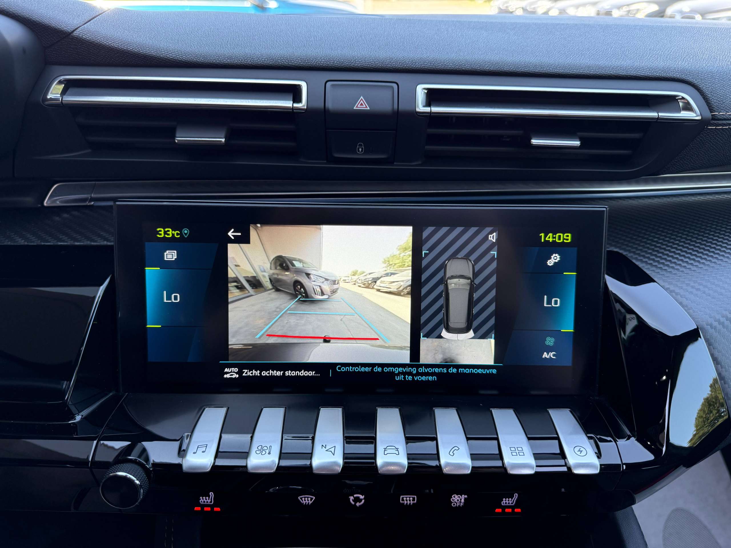 d5f119e5-7ee1-420d-9f89-679739ef127b31-peugeot-508-sw-1-6i-hybrid-gt-line-navi-leder-opendak-camera-massage-full-led.jpg