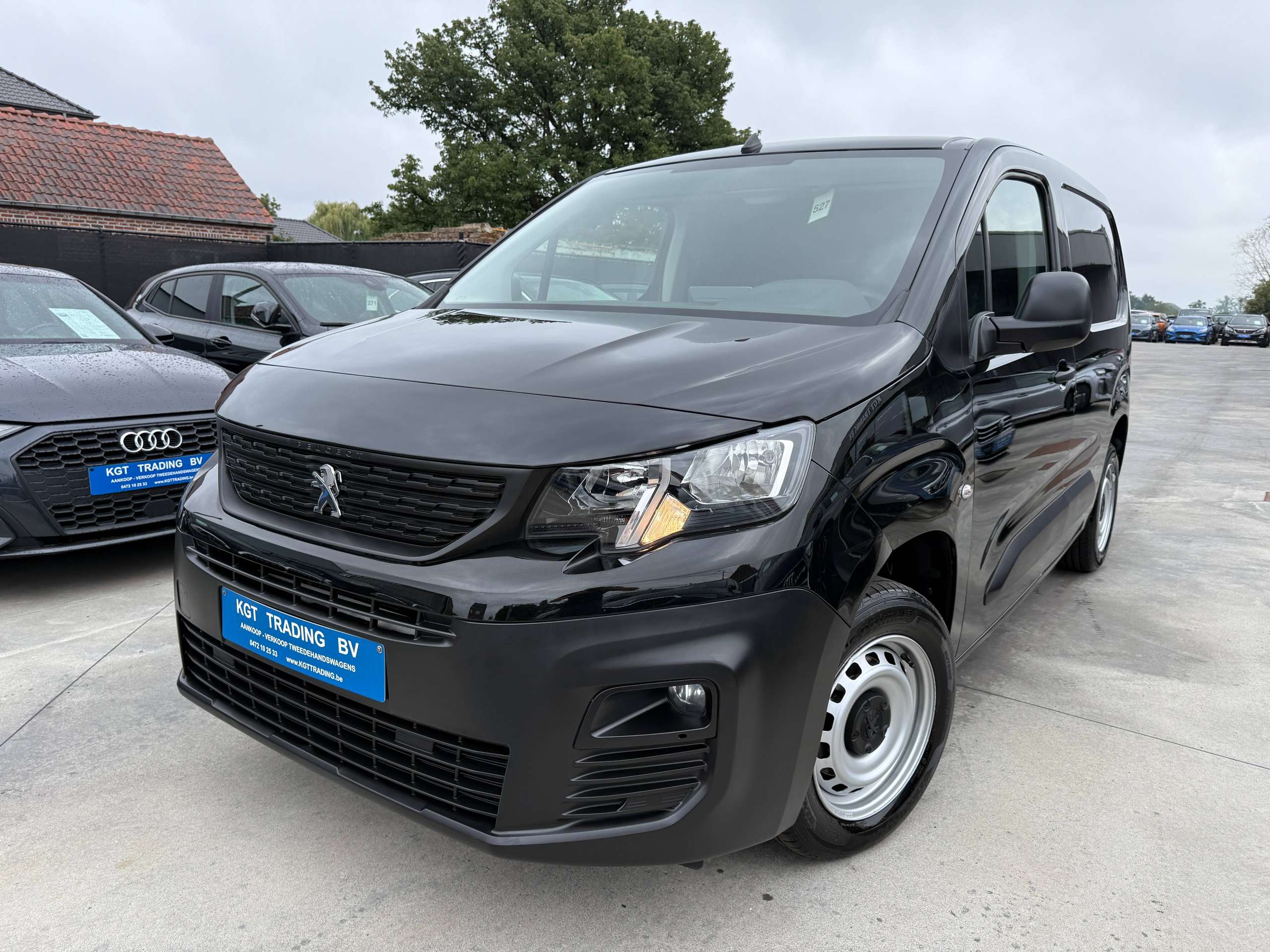 d6a4e0d0-9b1e-4253-aecd-c615d548bf1d1-peugeot-partner-1-5-bluehdi-navigatie-carplay-bluetooth-pdc-airco.jpg