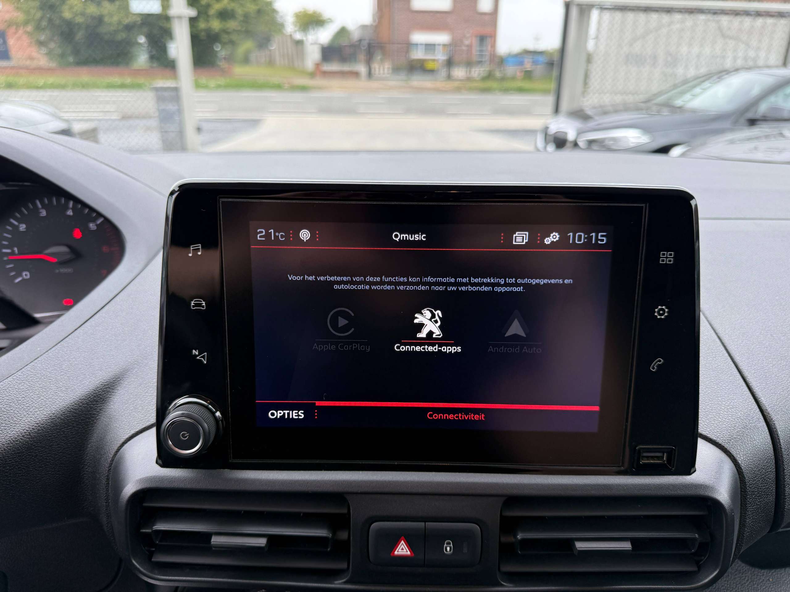 d6a4e0d0-9b1e-4253-aecd-c615d548bf1d23-peugeot-partner-1-5-bluehdi-navigatie-carplay-bluetooth-pdc-airco.jpg