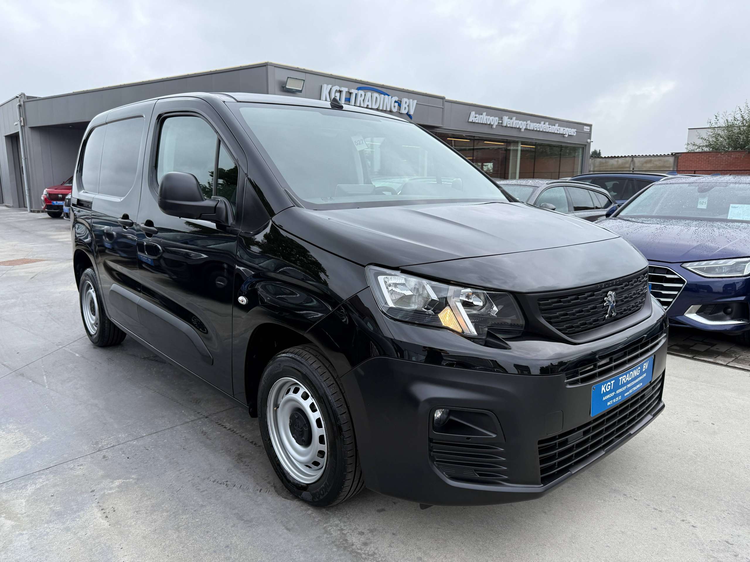d6a4e0d0-9b1e-4253-aecd-c615d548bf1d3-peugeot-partner-1-5-bluehdi-navigatie-carplay-bluetooth-pdc-airco.jpg