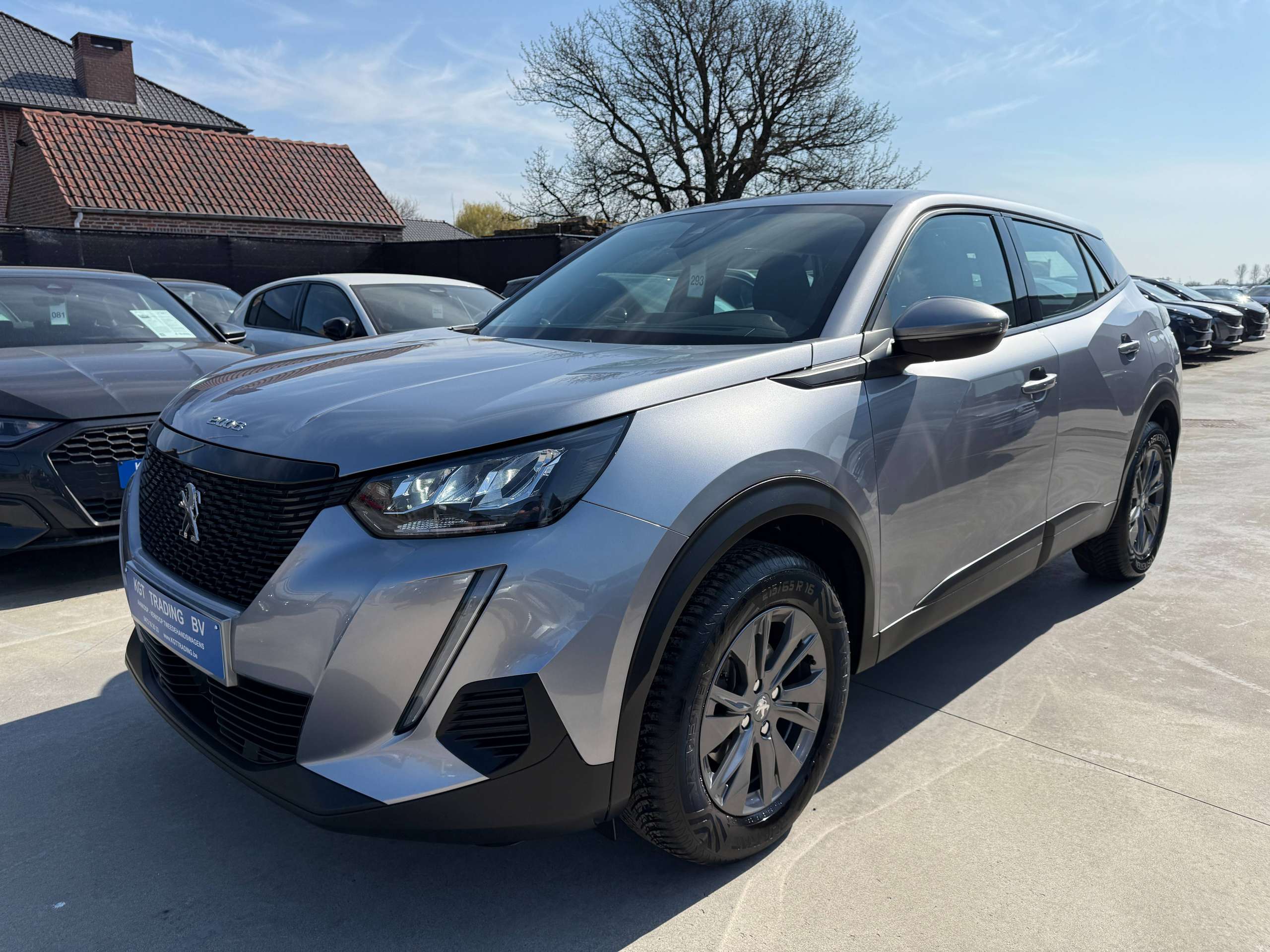 dcaaed2d-945d-47b1-bf2b-3b6fef712c7a9-peugeot-2008-1-2i-130pk-automaat-full-led-navigatie-carplay-alu.jpg